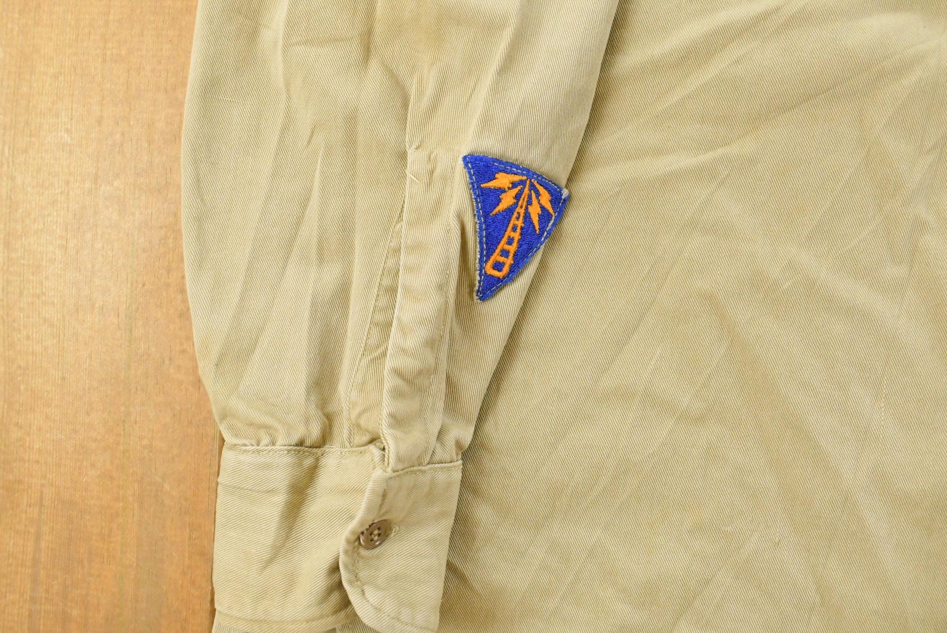 Vintage 1940s WW2 Tank Destroyer Unit Button Up Officer Shirt Men's Medium