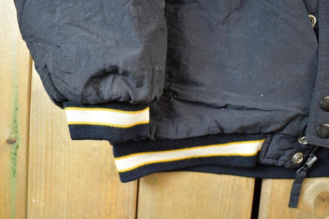 Vintage 1990s Reebok Pittsburgh Steelers Hooded Full Zip NFL Football Jacket