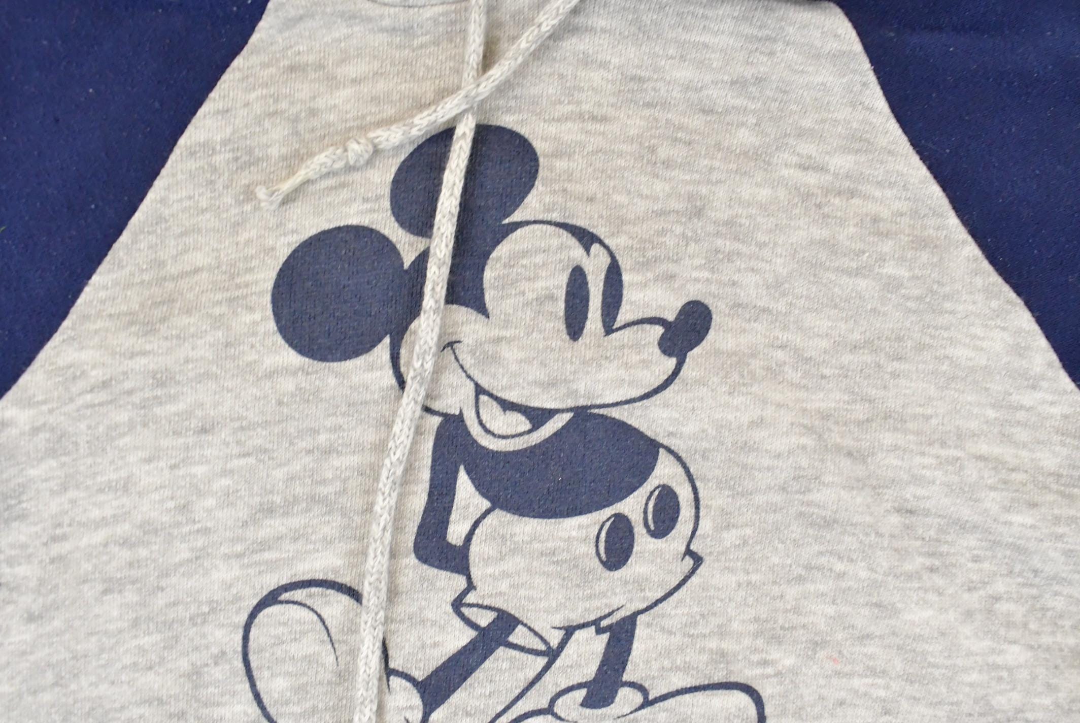 Vintage 1980s Mickey Mouse Walt Disney World Graphic Raglan Hoodie Men's XS