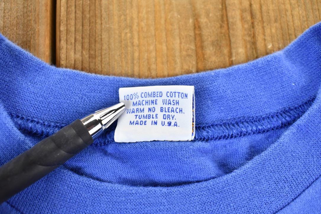 Vintage 1990s Crazy Stitch Hawaii Embroidered Souvenir San Francisco California Trolly Car T-Shirt