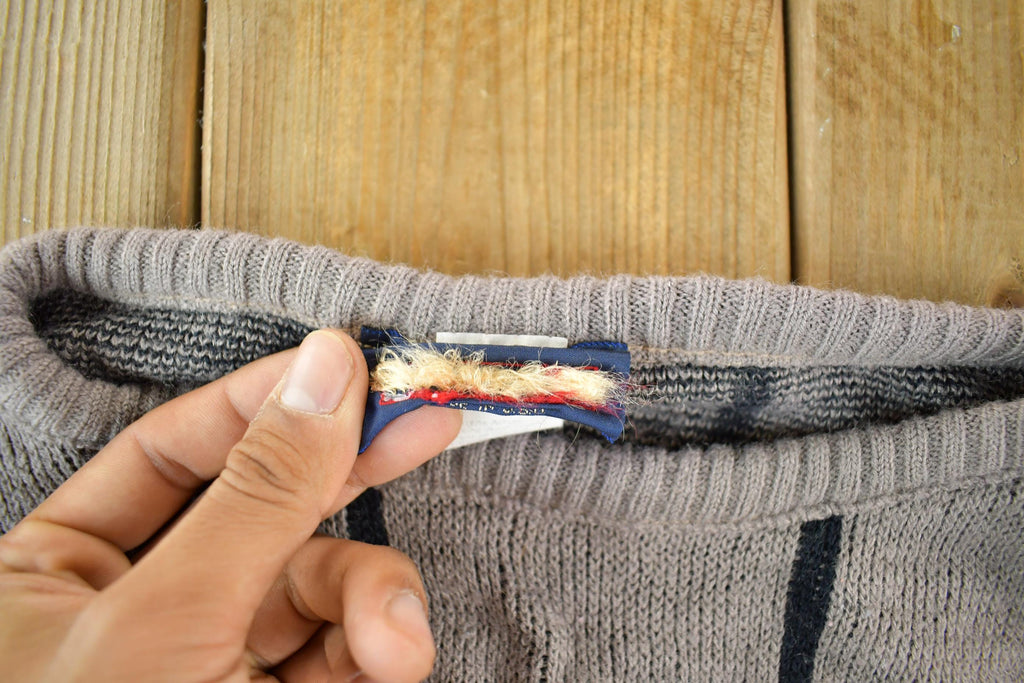 Vintage 1990s Knit Crewneck Sweater Adult L Cropped
