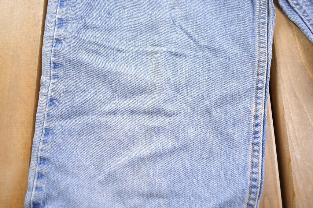 Vintage 1990s Levi 550s Red Tab Jeans Size 34 x 31