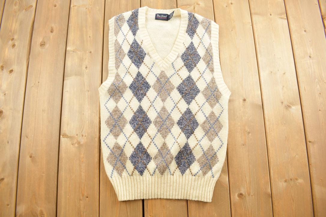Vintage 1990s Par Four Sportswear V-Neck Sweater Vest