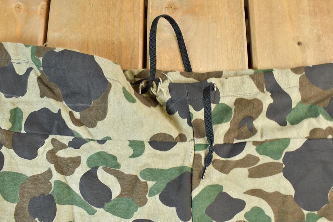 Vintage 1990s Camo Pants