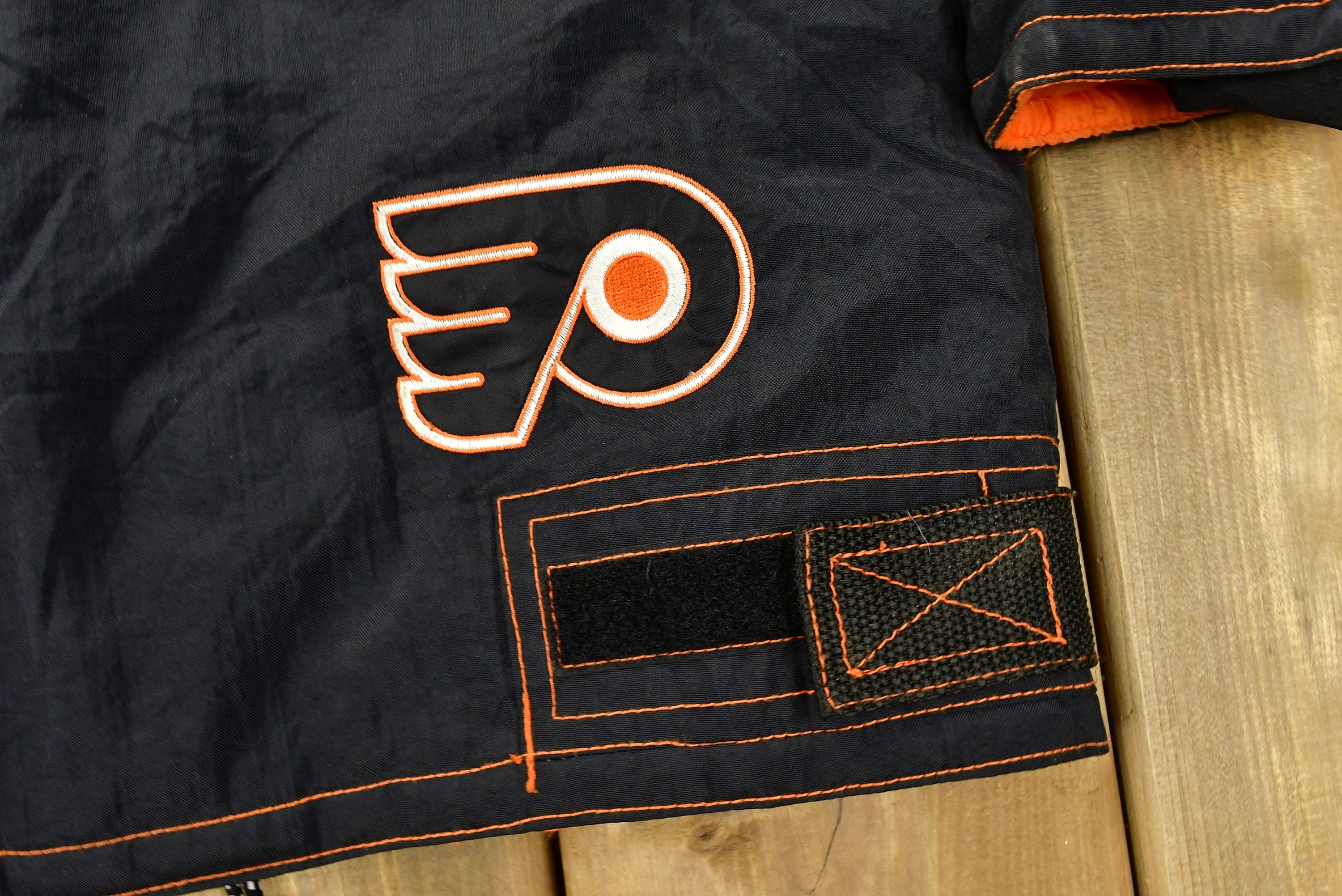Vintage 1990s Philadelphia Flyers NHL Champion Ski Jacket