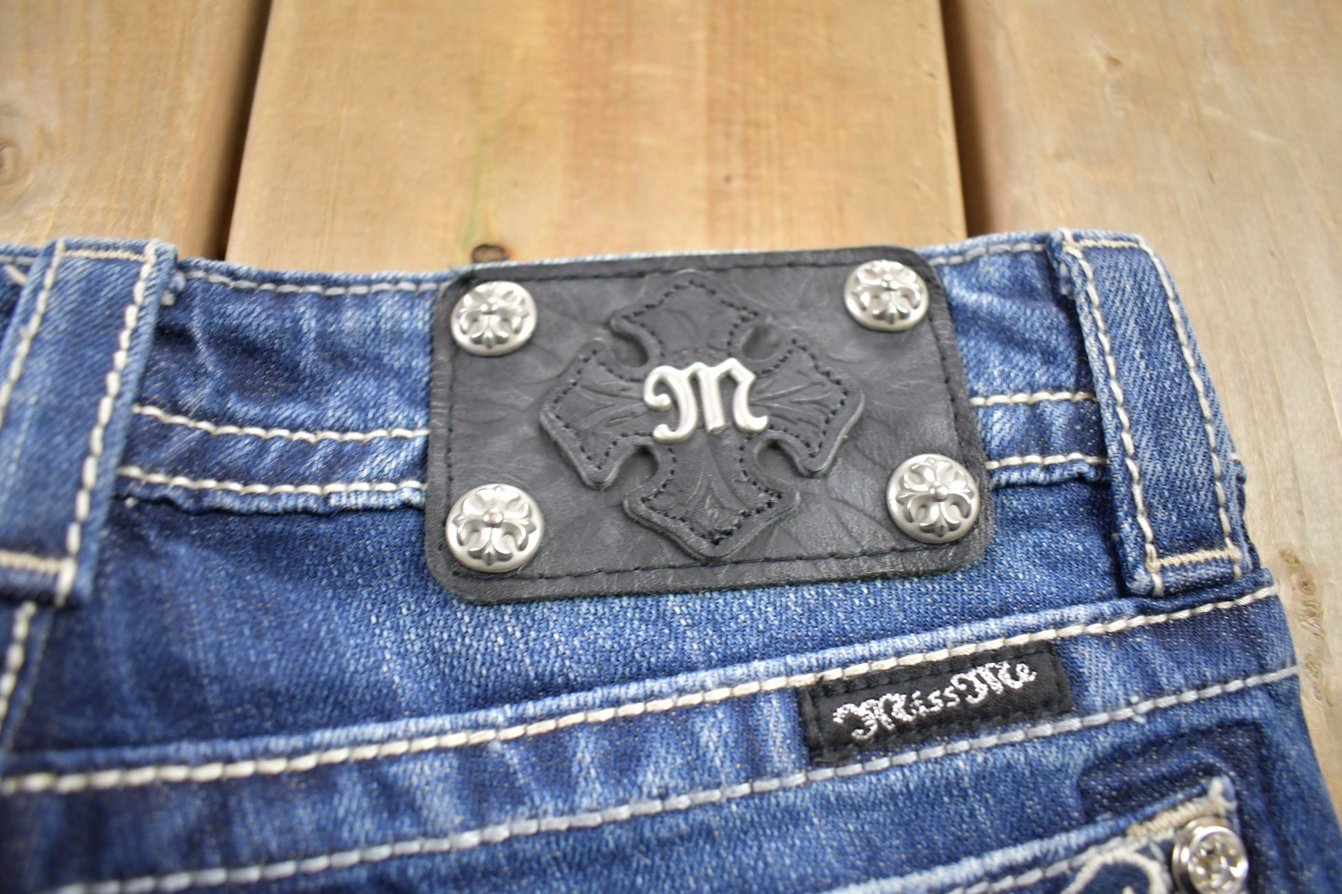 Vintage Y2K Miss Me Bedazzled Low Rise Jeans Size 26x34