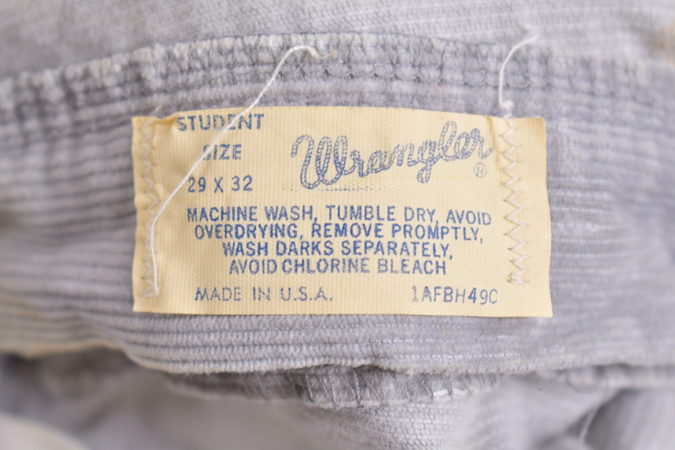 Vintage 1970s Wrangler Grey Corduroy Pants Size 28 x 31