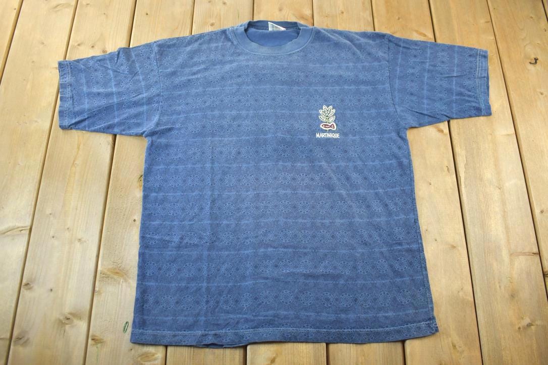 Vintage 1990s French Sport France Martinique Souvenir Graphic T-Shirt