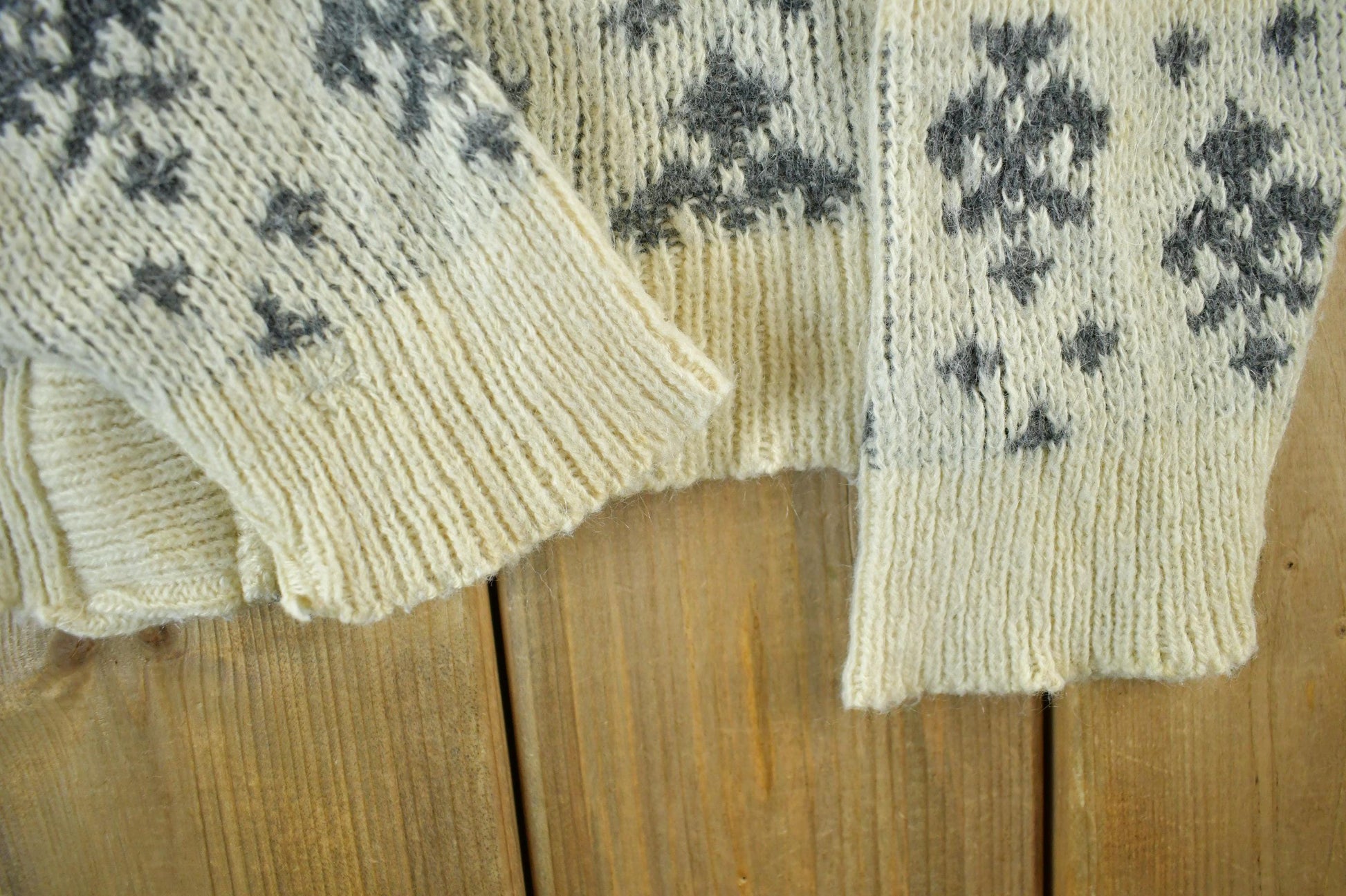 Vintage 1960s Pilgrim Sears Roebuck Wool Knit Zip Up Sweater