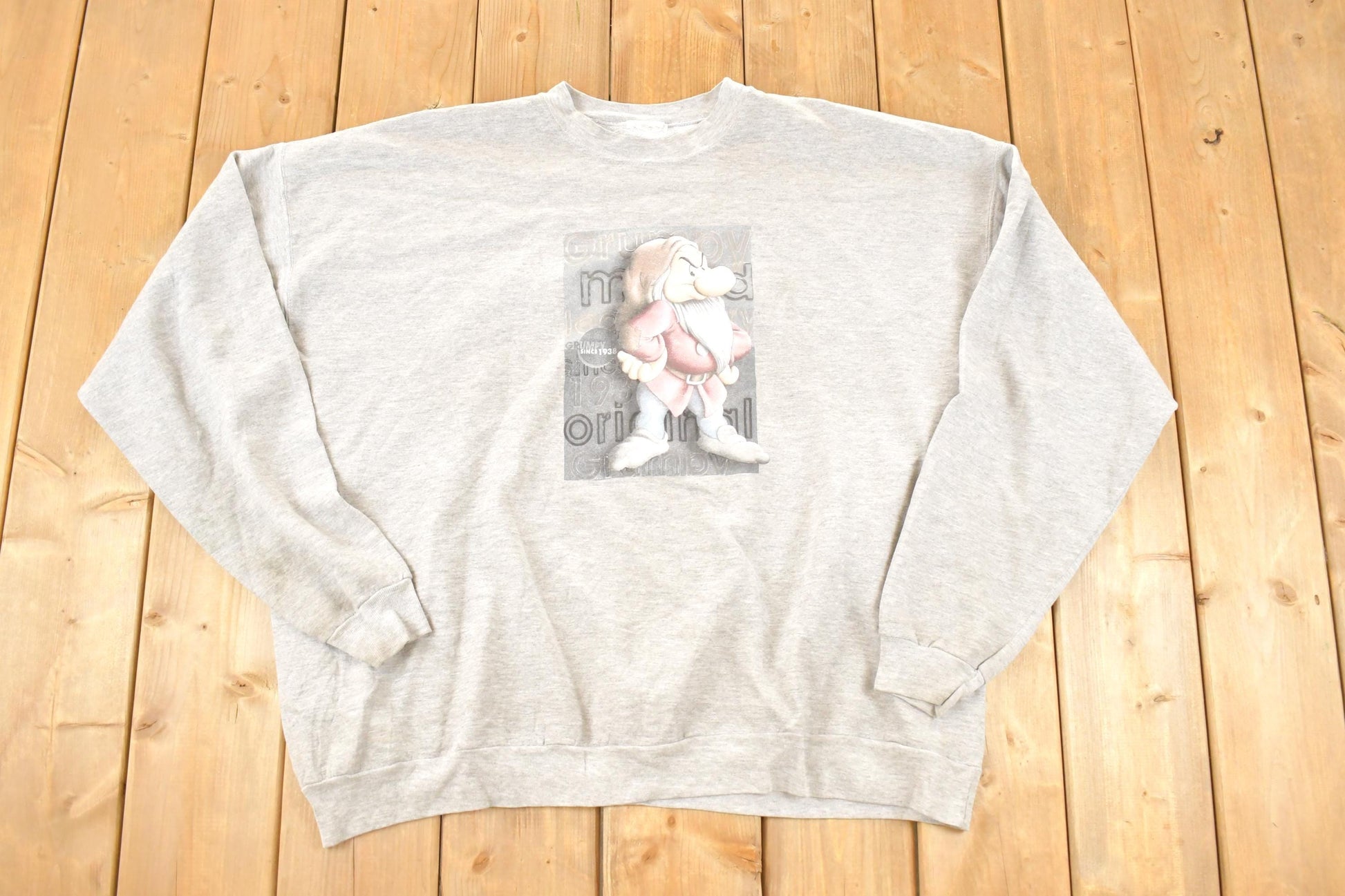 Vintage 1990s Disney Snow White Grumpy Cartoon Crewneck Sweater Mens XL / Vintage Mickey Mouse Sweatshirt / 7 Dwarfs