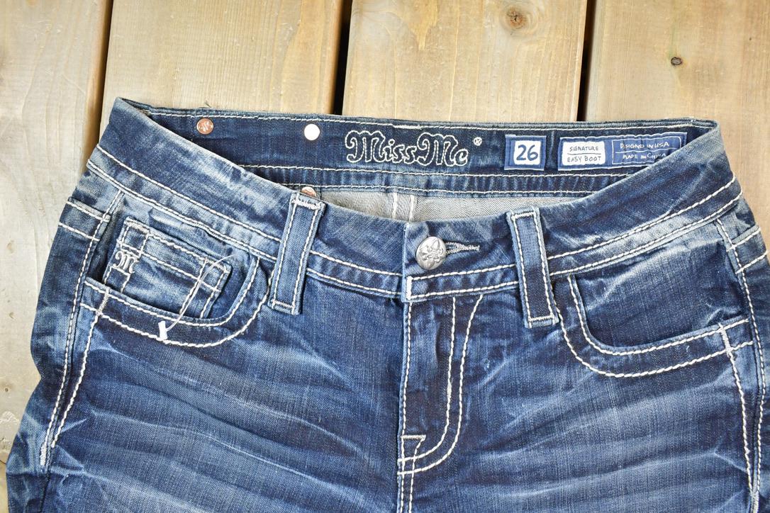 Vintage Y2K Miss Me Bedazzled Low Rise Jeans Size 26x31