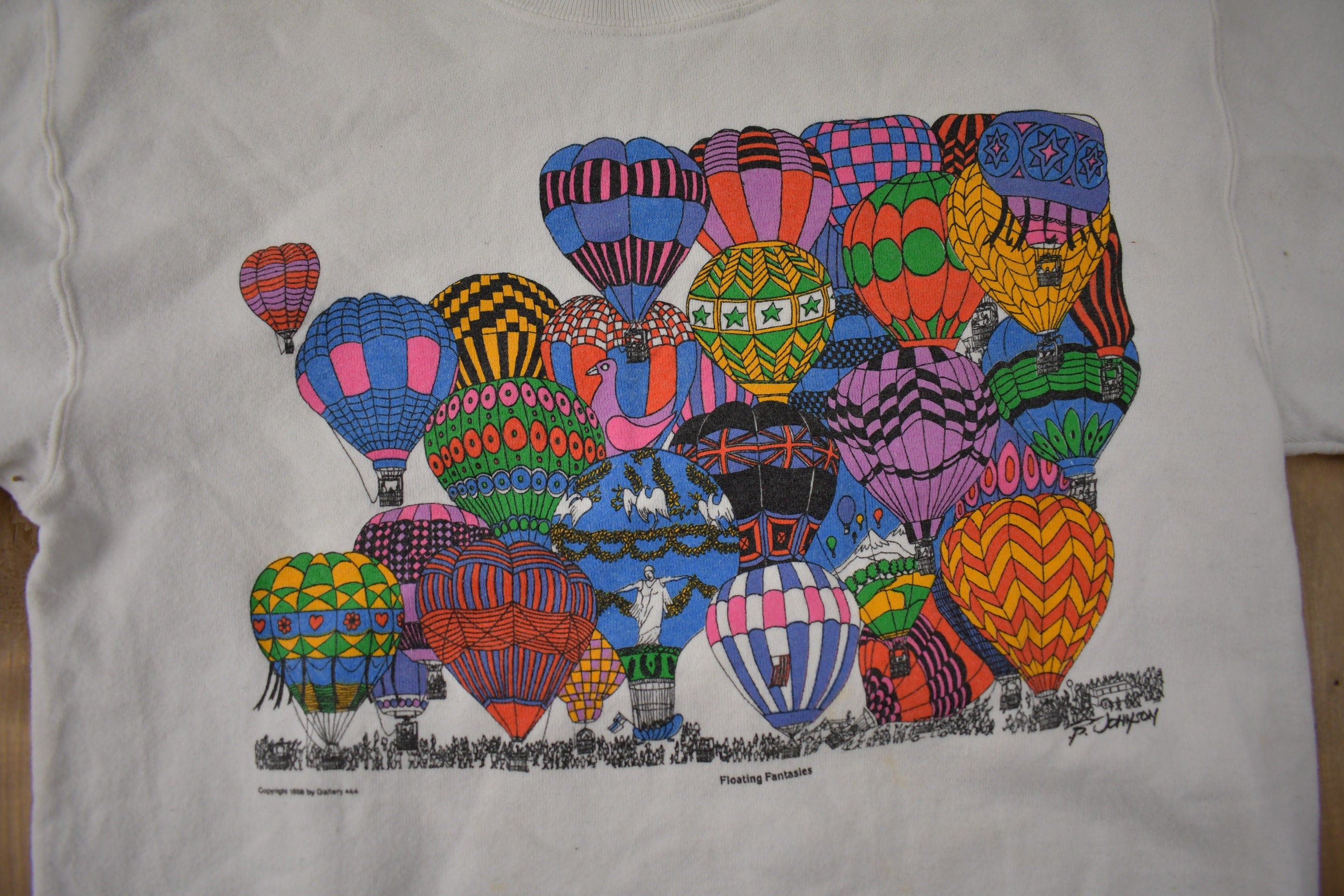 Vintage 1988 Floating Fantasies Hot Air Ballon Graphic Crewneck Sweatshirt Made In USA