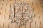 Vintage 1970s Levi's Pearl Snap Western Style Plaid Button Up Flannel Shirt Made in Canada