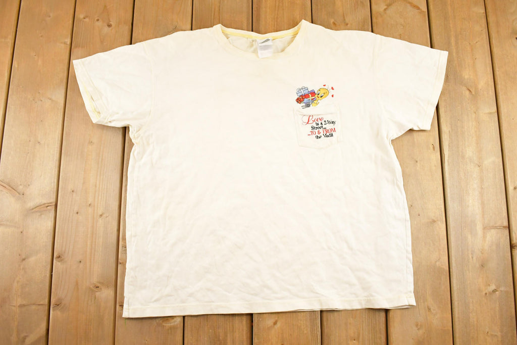 Vintage 1990s Looney Tunes Tweety Bird Mall T Shirt Womens XL / Vintage Warner Brothers Shirt / Warner Bros Cartoon Shirt