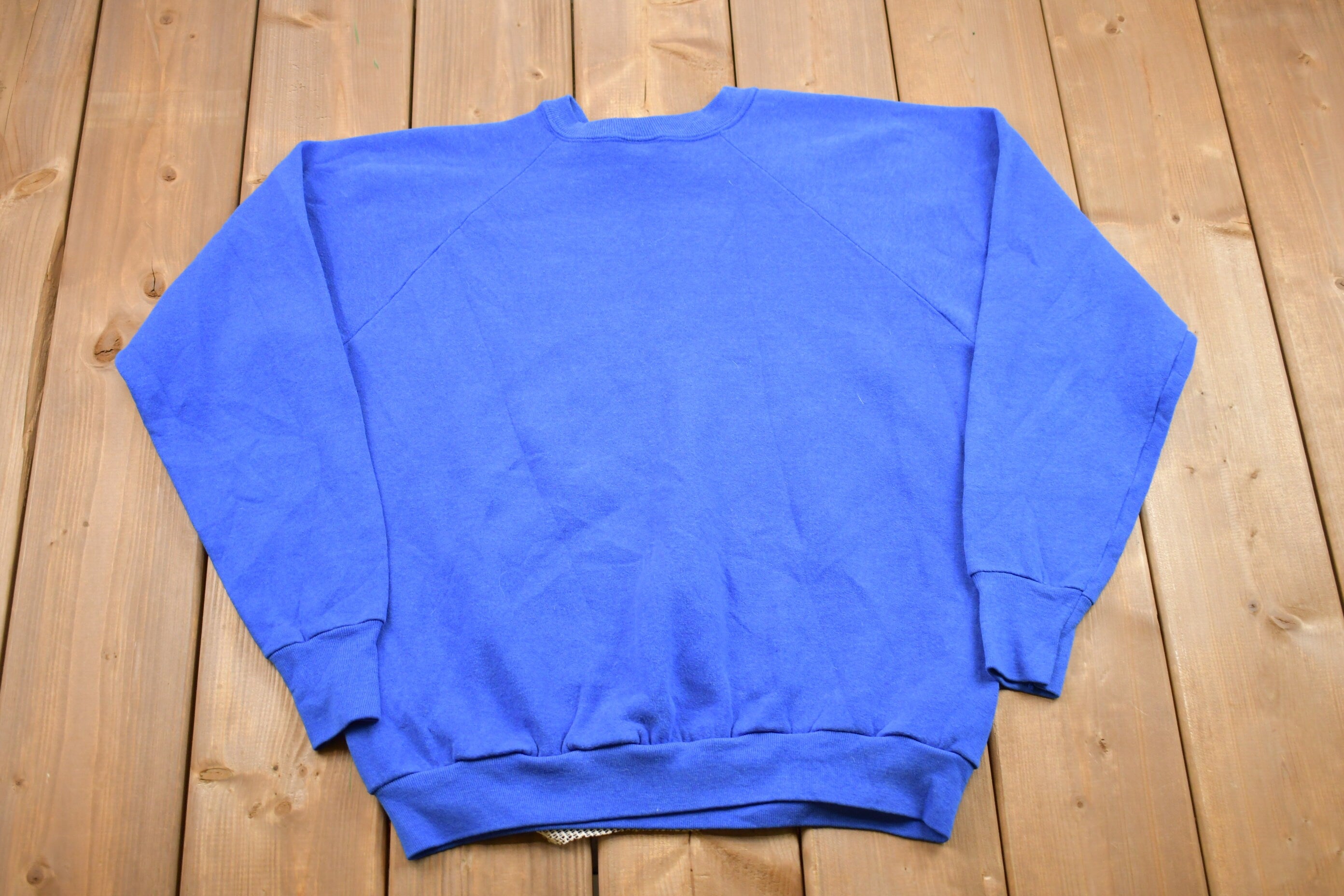 Vintage 1992 Raglan Cut Crewneck Sweatshirt