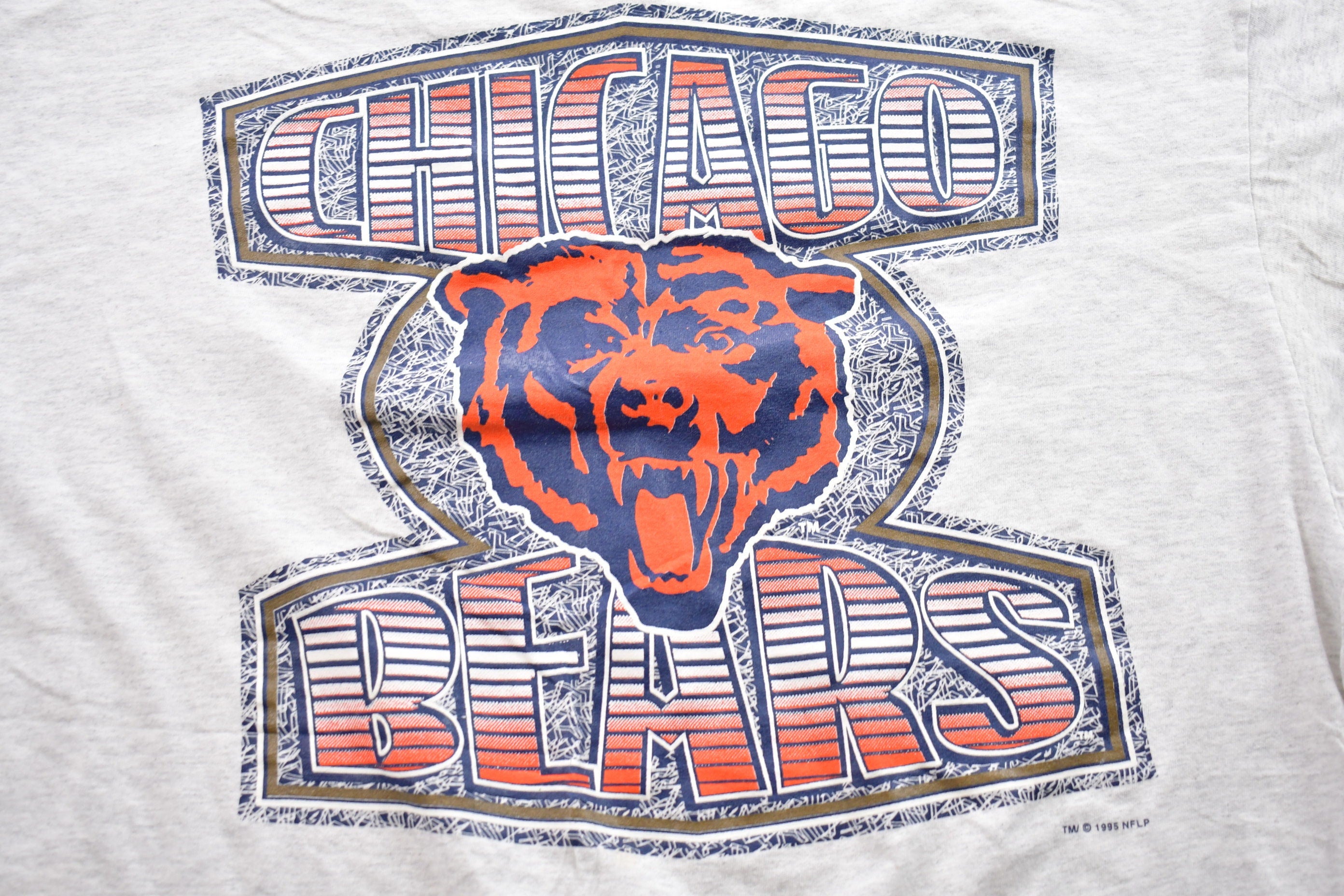 Vintage 1995 Chicago Bears NFL Graphic Logo7 T-Shirt