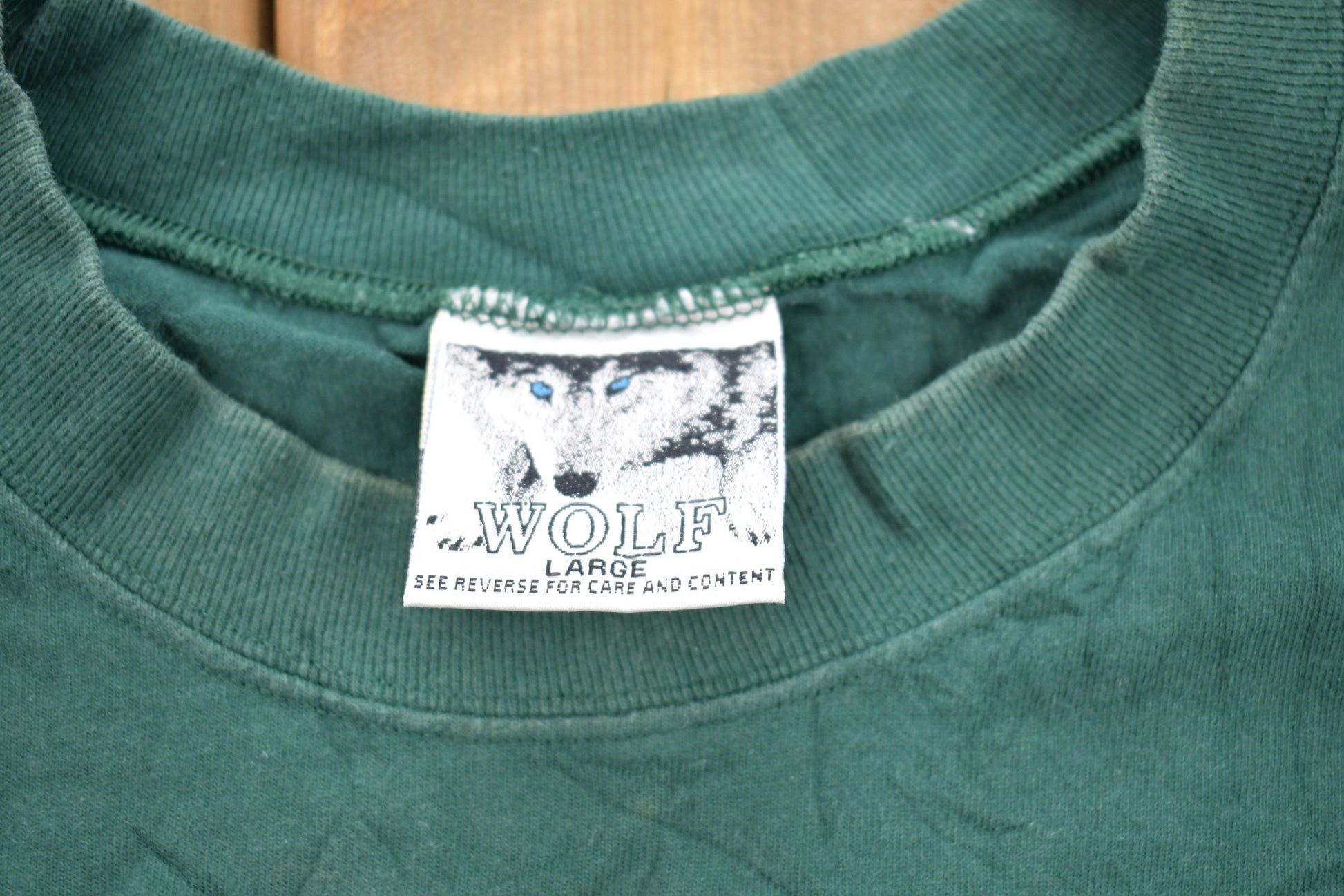 Vintage 1990s University of Notre Dame Fighting Irish Embroidered Collegiate T-Shirt