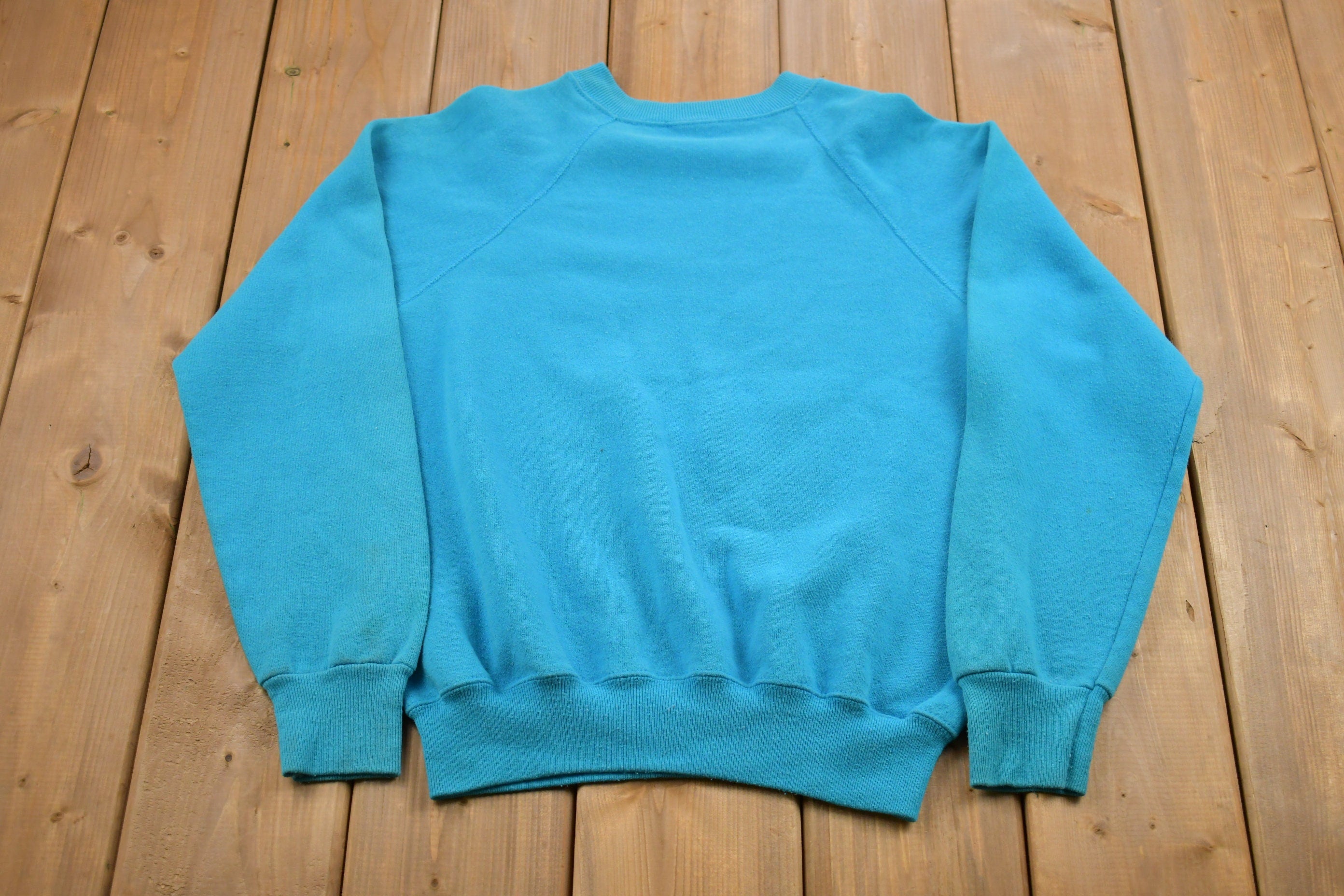 Vintage 1990 Lighthouse Graphic Raglan Crewneck Sweatshirt