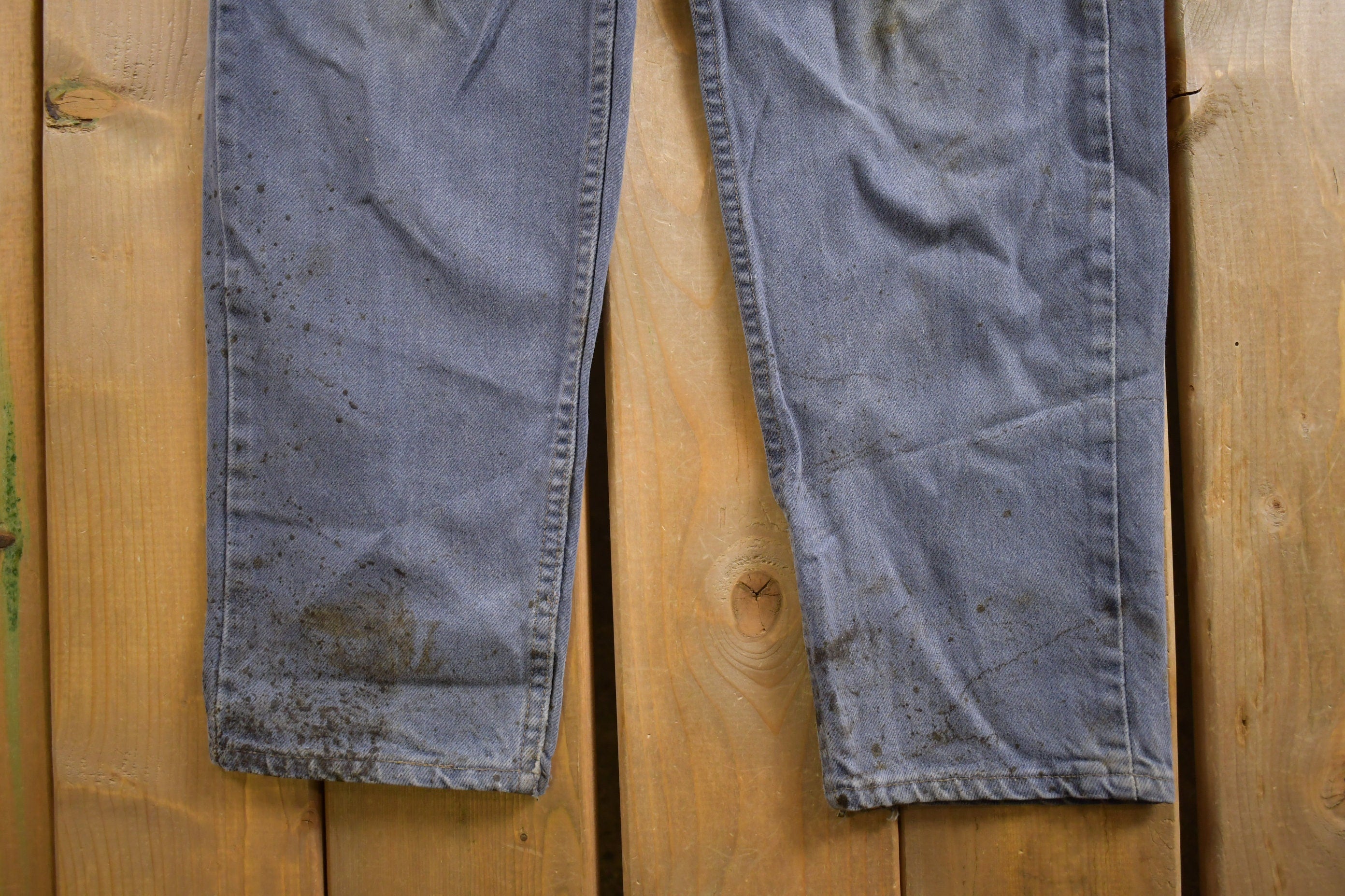 Vintage 1990s Levi's 550 Red Tab Denim Jeans Size 30 x 31
