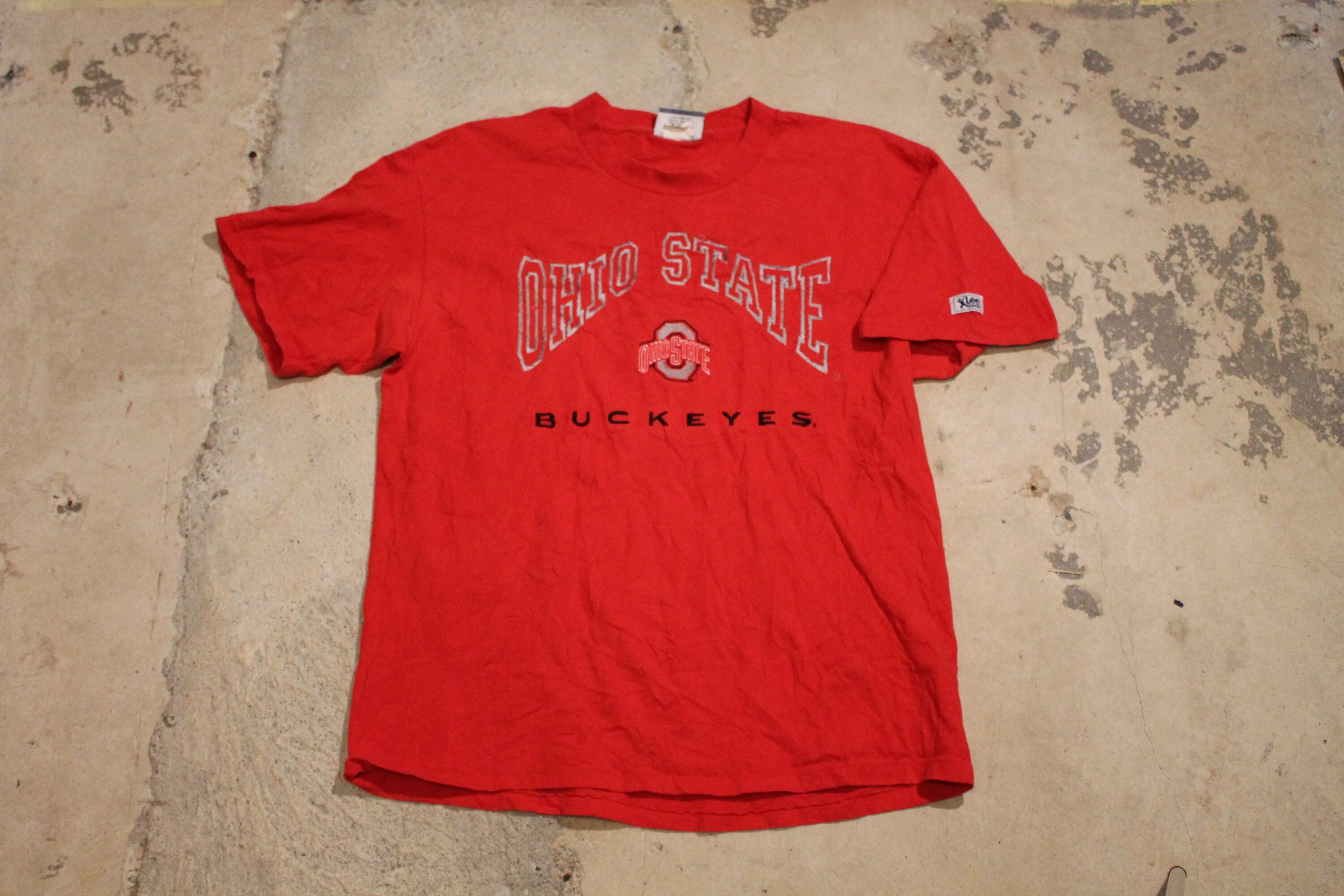 Vintage 1990s Ohio State University Buckeyes Embroidered T Shirt