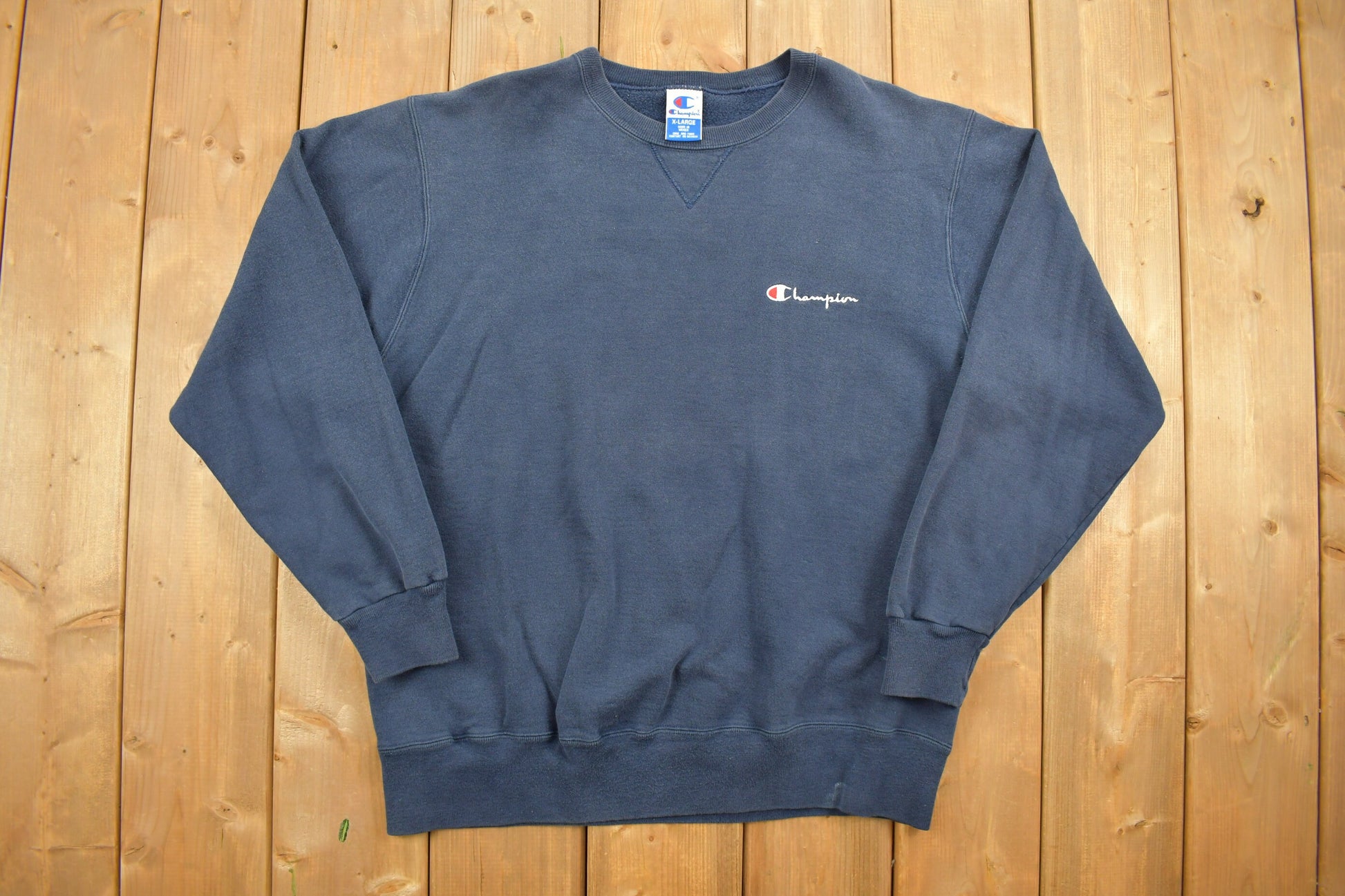 Vintage Champion Navy Embroidered Crewneck / Vintage Champion Sweatshirt / Streetwear / Pullover Sweatshirt / Blank / Essential