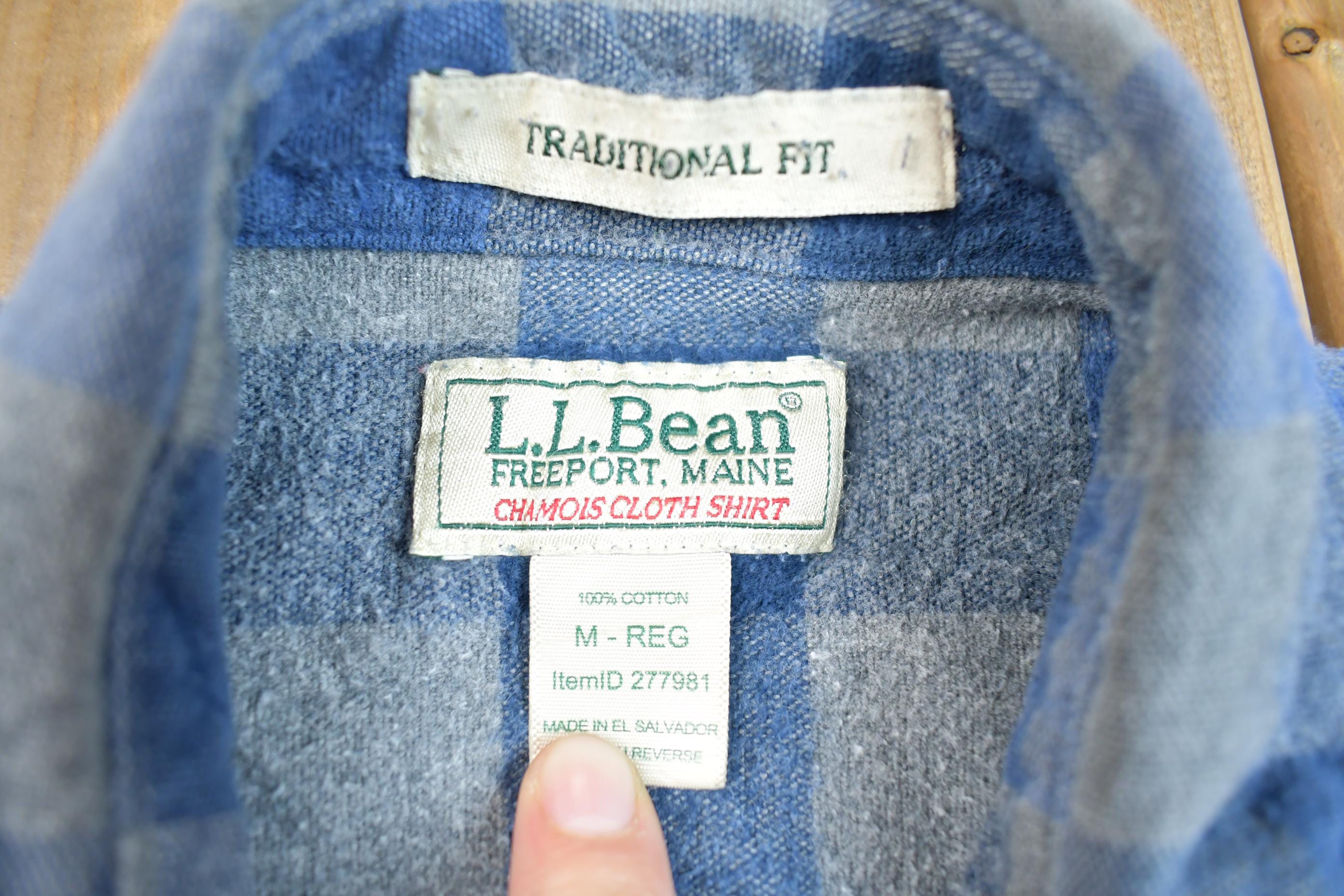 Vintage 1990s L.L Bean Plaid Flannel Button Traditional Up Shirt