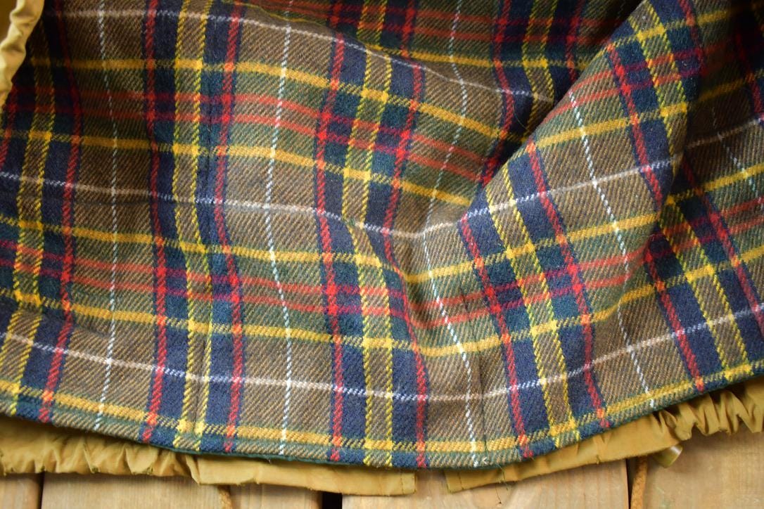 Vintage 1990s Gap Plaid Lined Down Filled Collared Work Style Bomber Jacket Made In USA