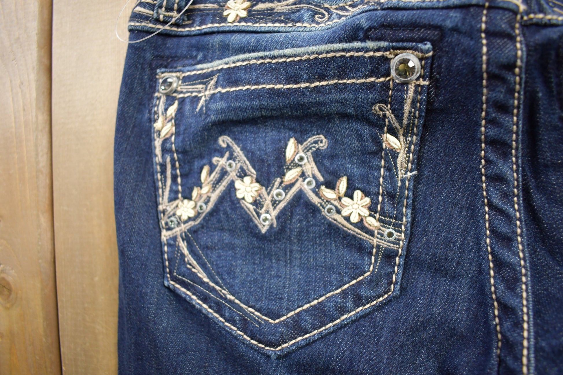 Vintage Y2K Miss Me Bedazzled Low Rise Jeans Size 26x33
