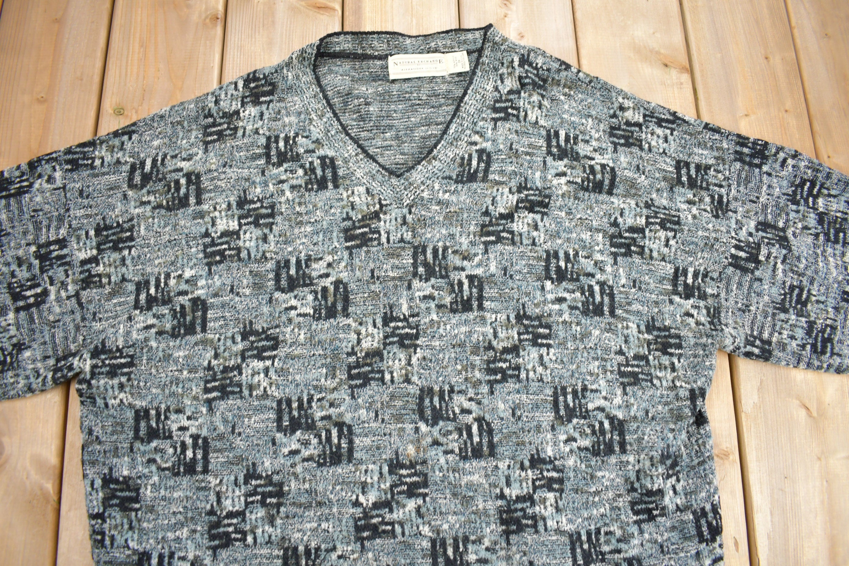 Vintage 1990s Natural Exchange Knit V-Neck Sweater