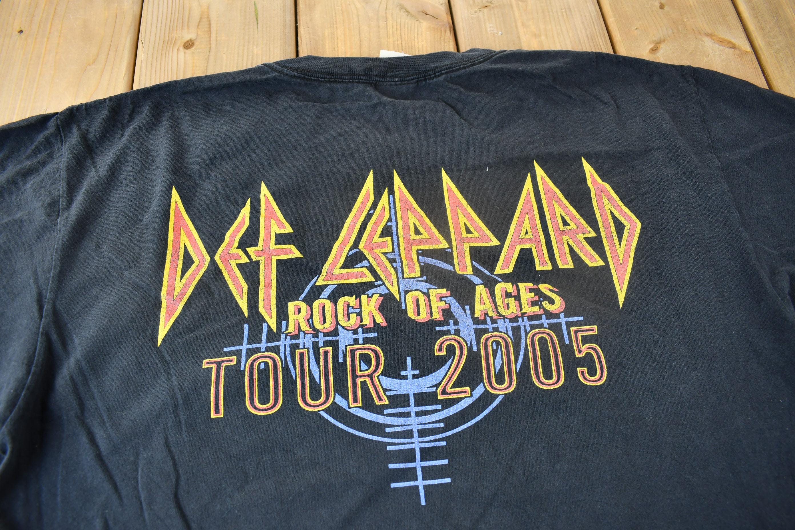 Vintage 2005 Def Leppard Rock Of Ages Tour T-shirt