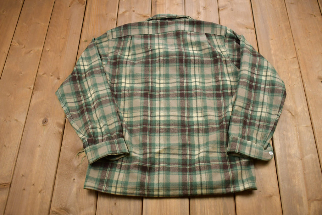 Vintage 1960s Pendleton 100% Wool Button Up Shirt