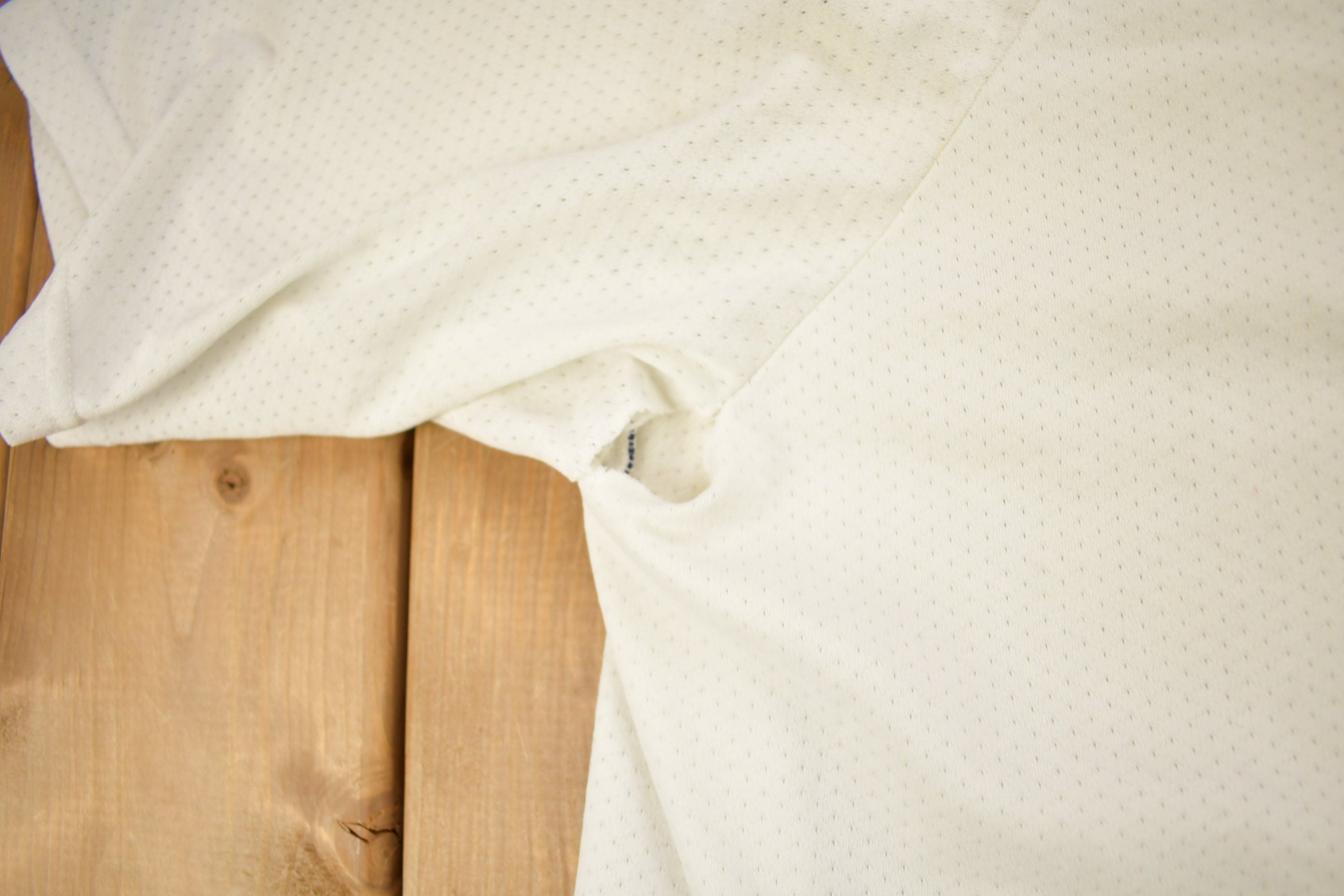 Vintage 1990s New York Yankees MLB Jersey Style T-Shirt