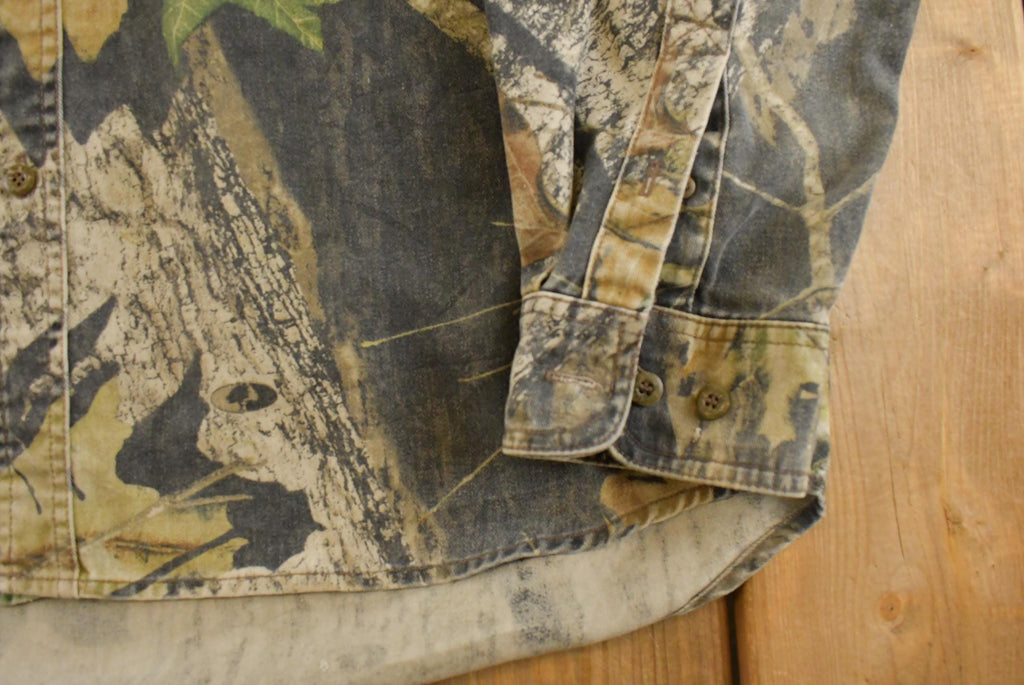 Vintage 1990s Mossy Oak Apparel Tree Camo Cloth Button Up Shirt Men's L / Vintage Button Up / Hunting / Outdoors