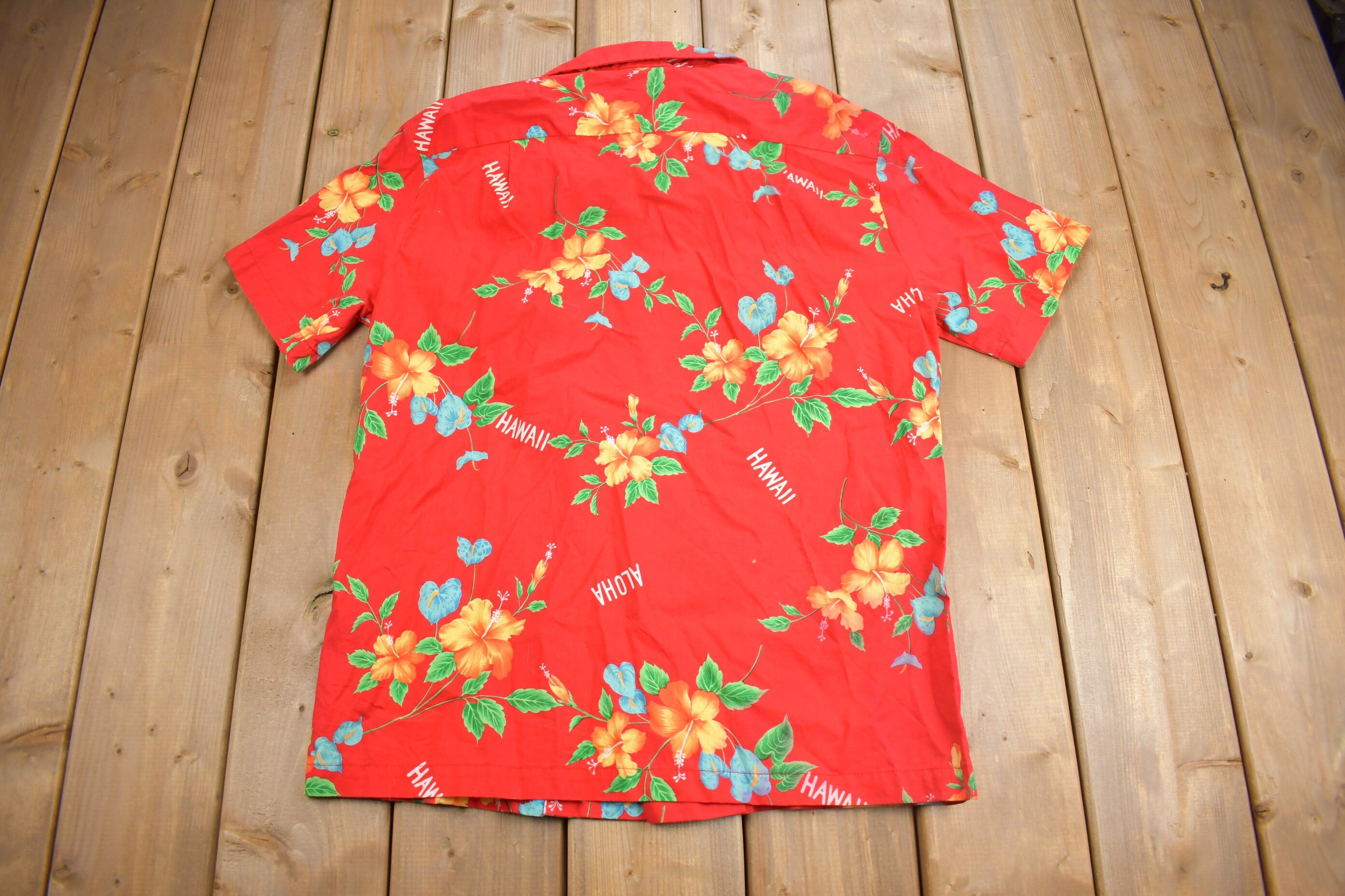Vintage 1980s Made In Hawaii Hawaiian Button Up Shirt