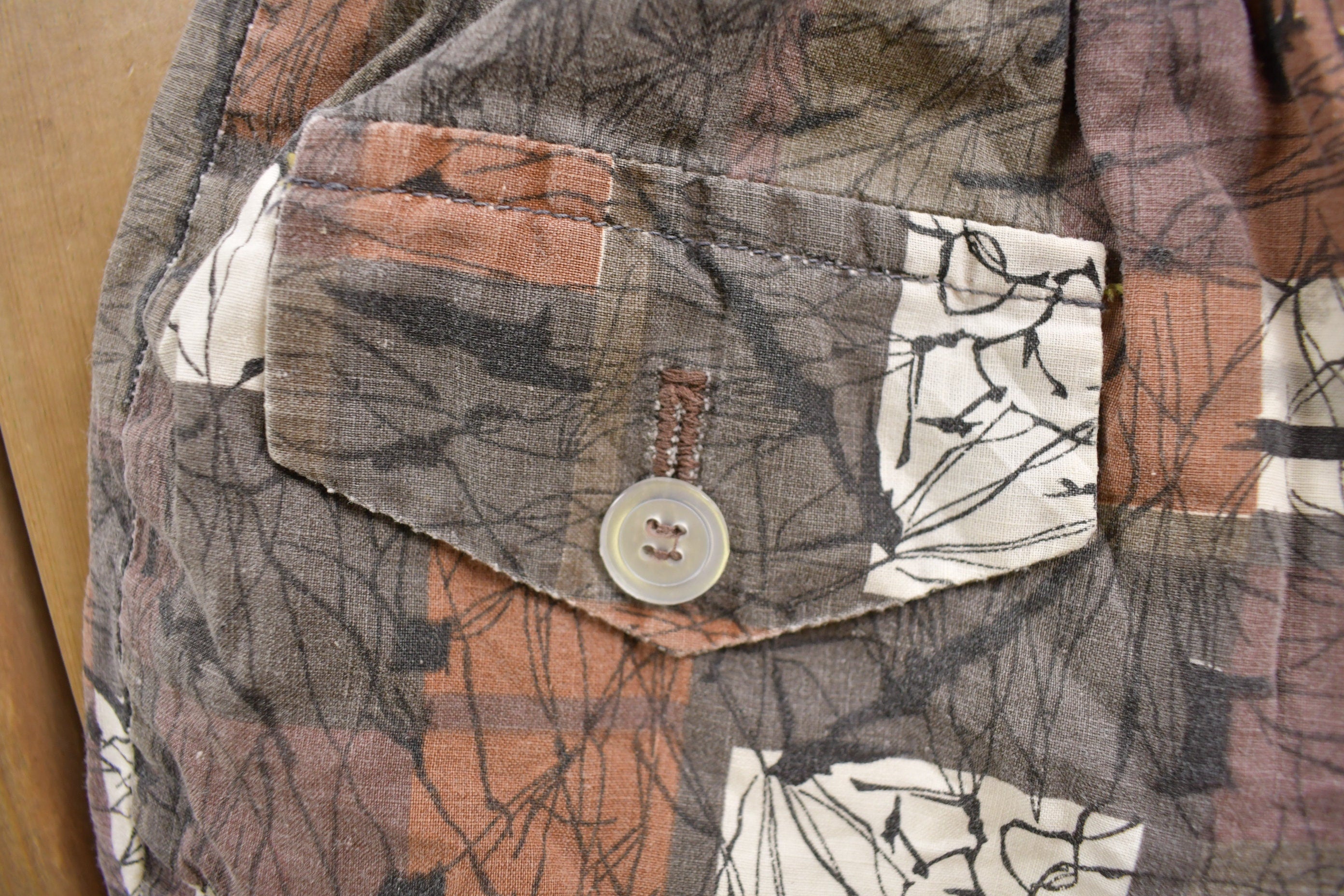 Vintage 1990s All Over Pattern Print Shorts Size 30