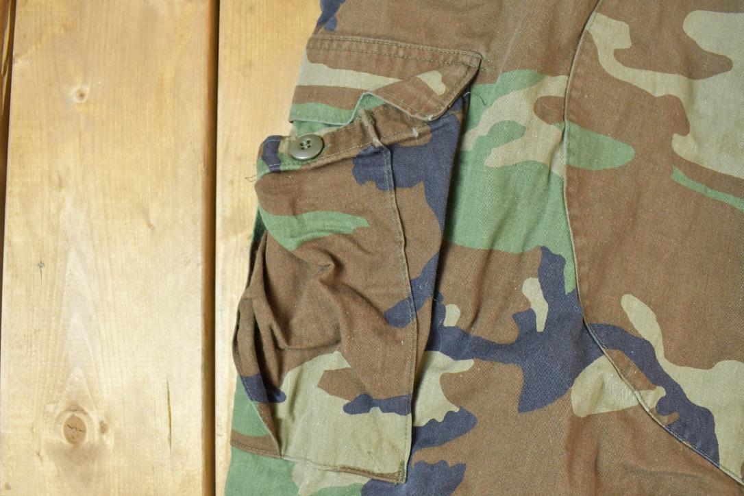 Vintage 1990s Army Camouflage Cargo Pants Size XL / Streetwear / Army Pants / Military Pant's / Vintage Cargos / Made In