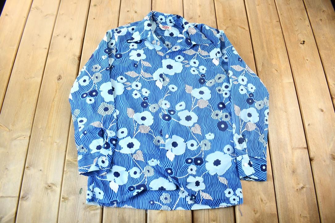 Vintage 1970s Pomare All Over Print Hawaiian Floral Graphic Button Up Shirt