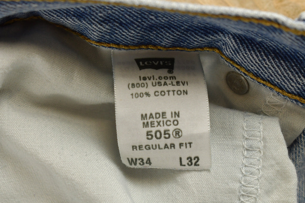 Vintage 1990s Levi's 505 Red Tab Jeans Size 33 x 32