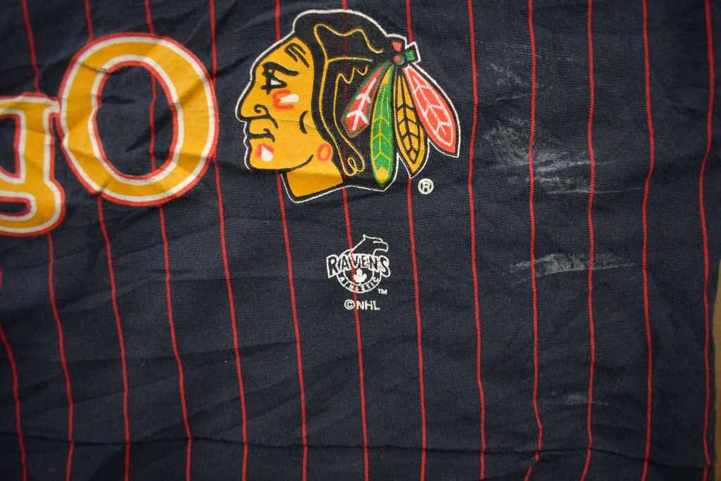 Vintage 1990s Chicago Blackhawks NHL All Over Print Graphic T-Shirt