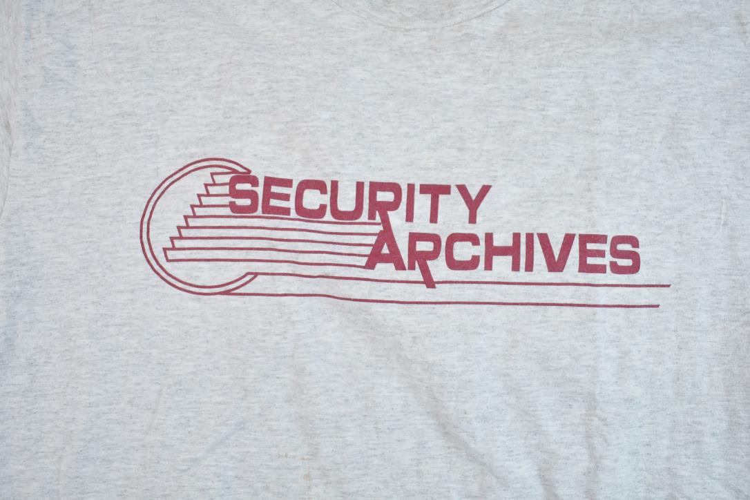 Vintage 1990s Security Archives Souvenir T-Shirt