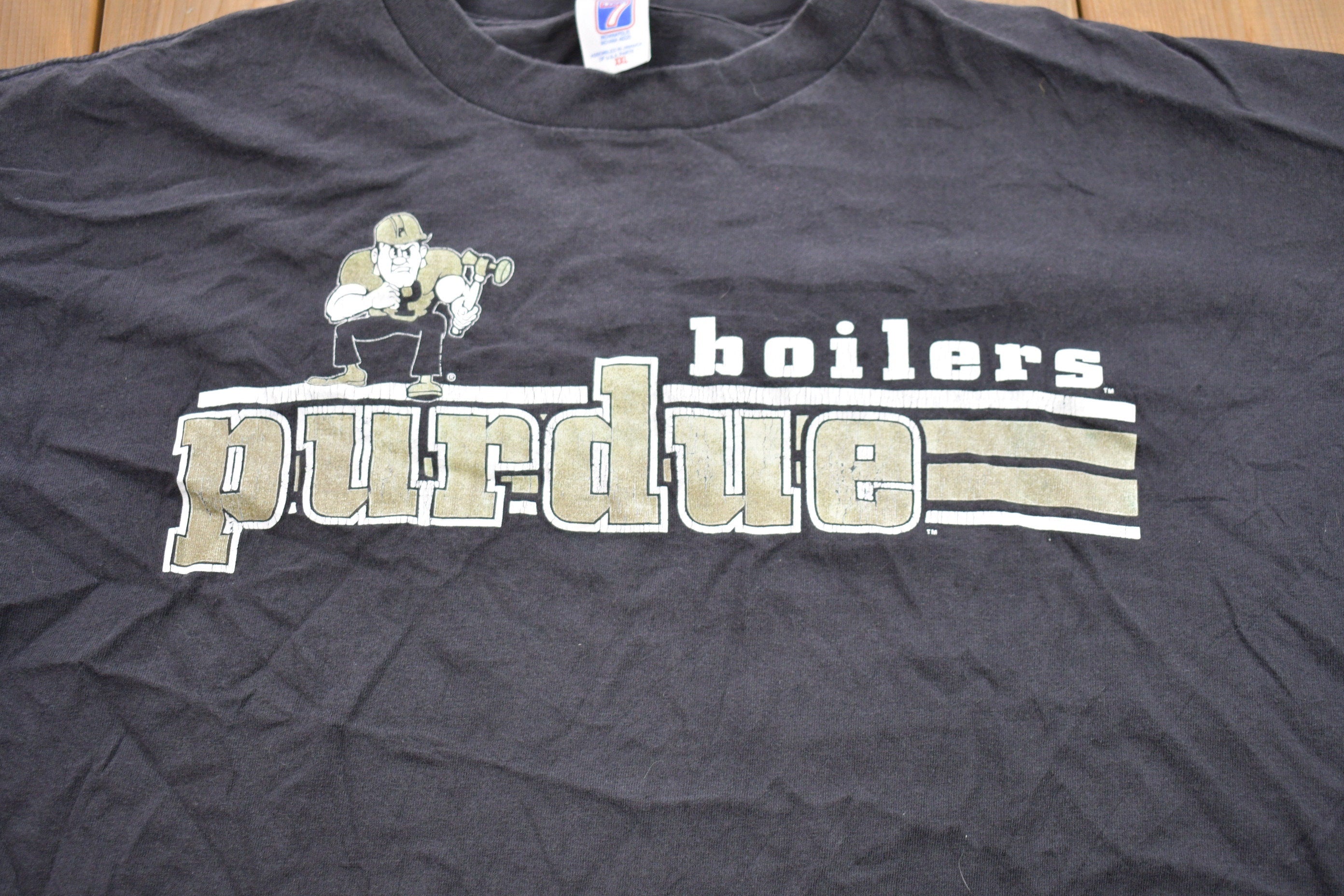 Vintage 1990s University of Purdue Boilers Graphic Collegiate T-Shirt