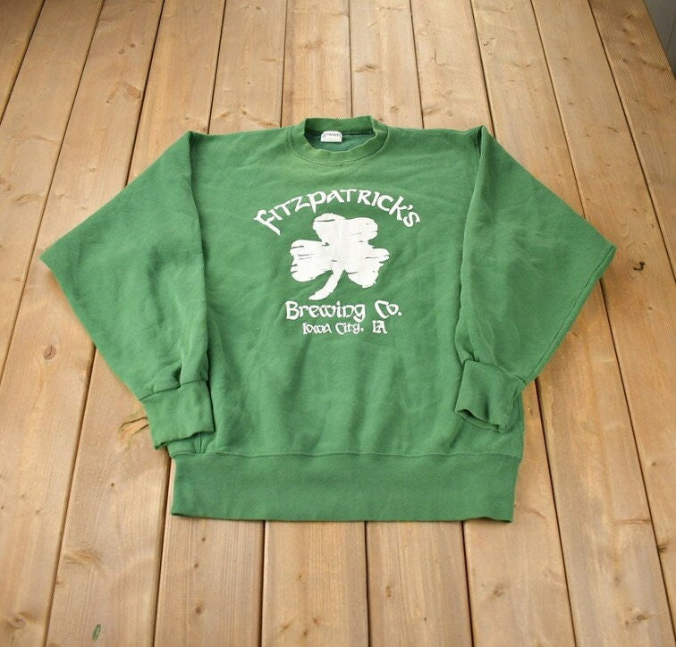 Vintage 1990s Fitzpatricks Brewing Co. Iowa Souvenir Travel Crewneck Made In USA
