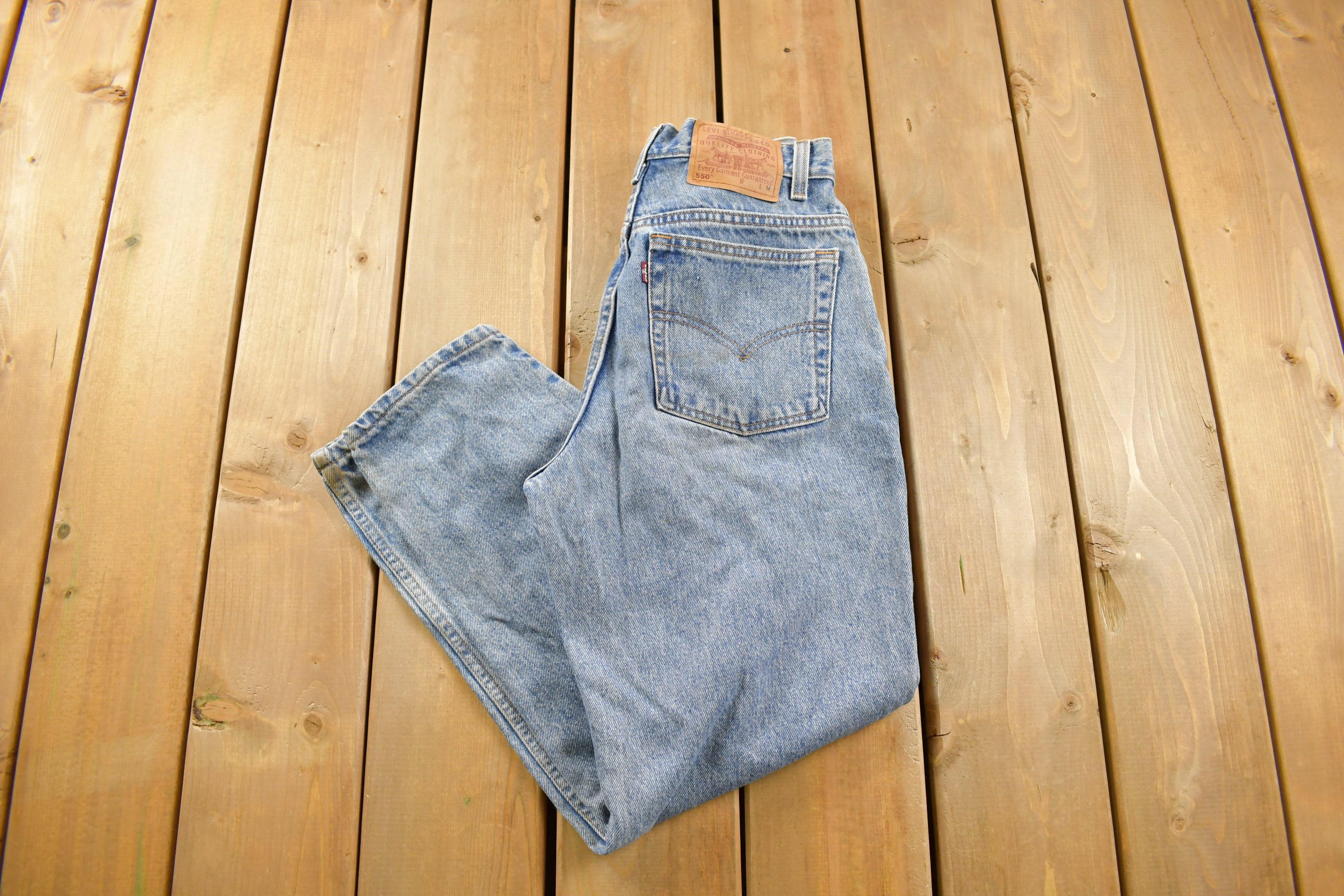 Vintage 1990s Levi's 550 Medium Wash Women's Jeans Size 30 x 27