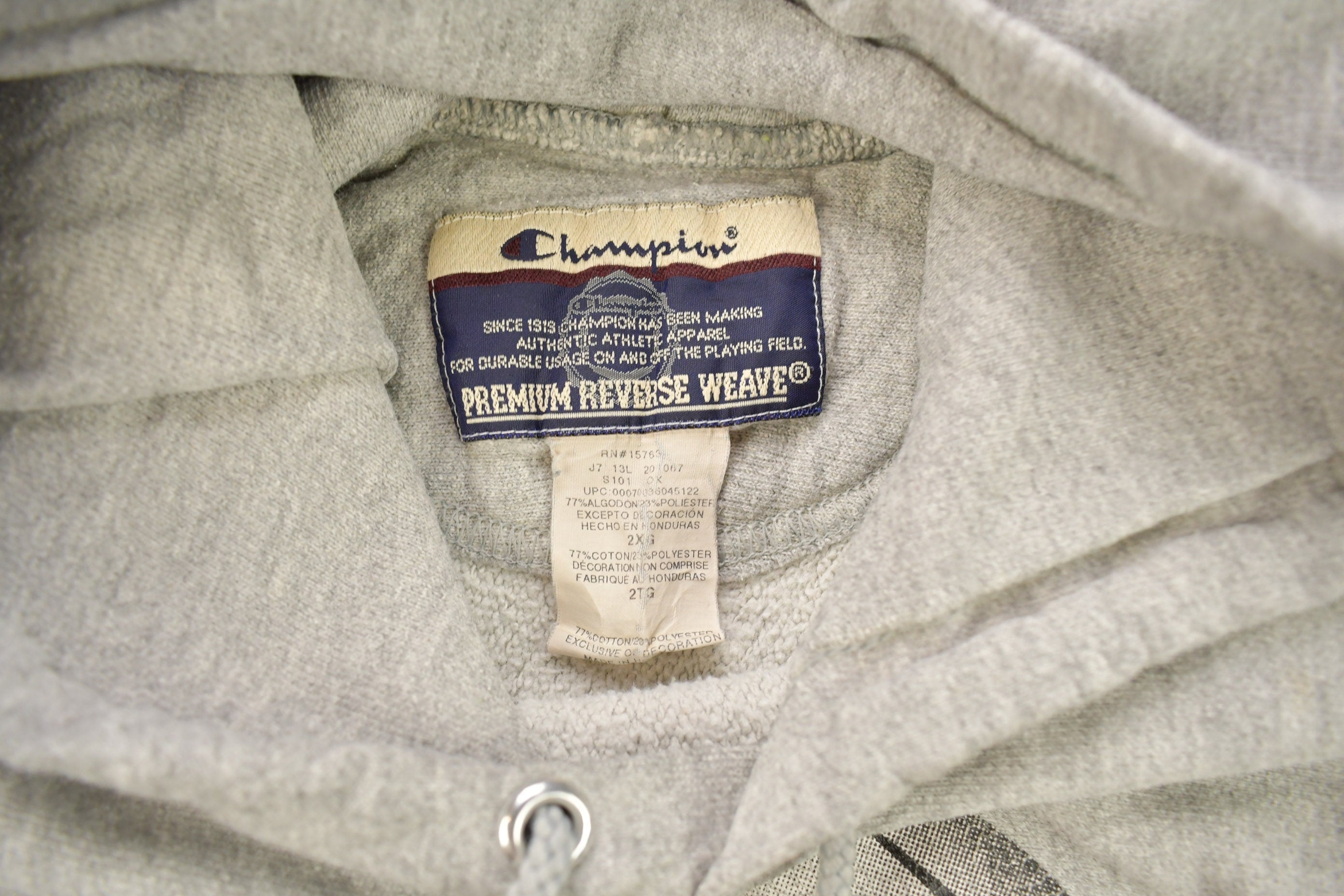 Vintage 1990s University Of Delaware Football Collegiate Champion Reverse Weave Hoodie
