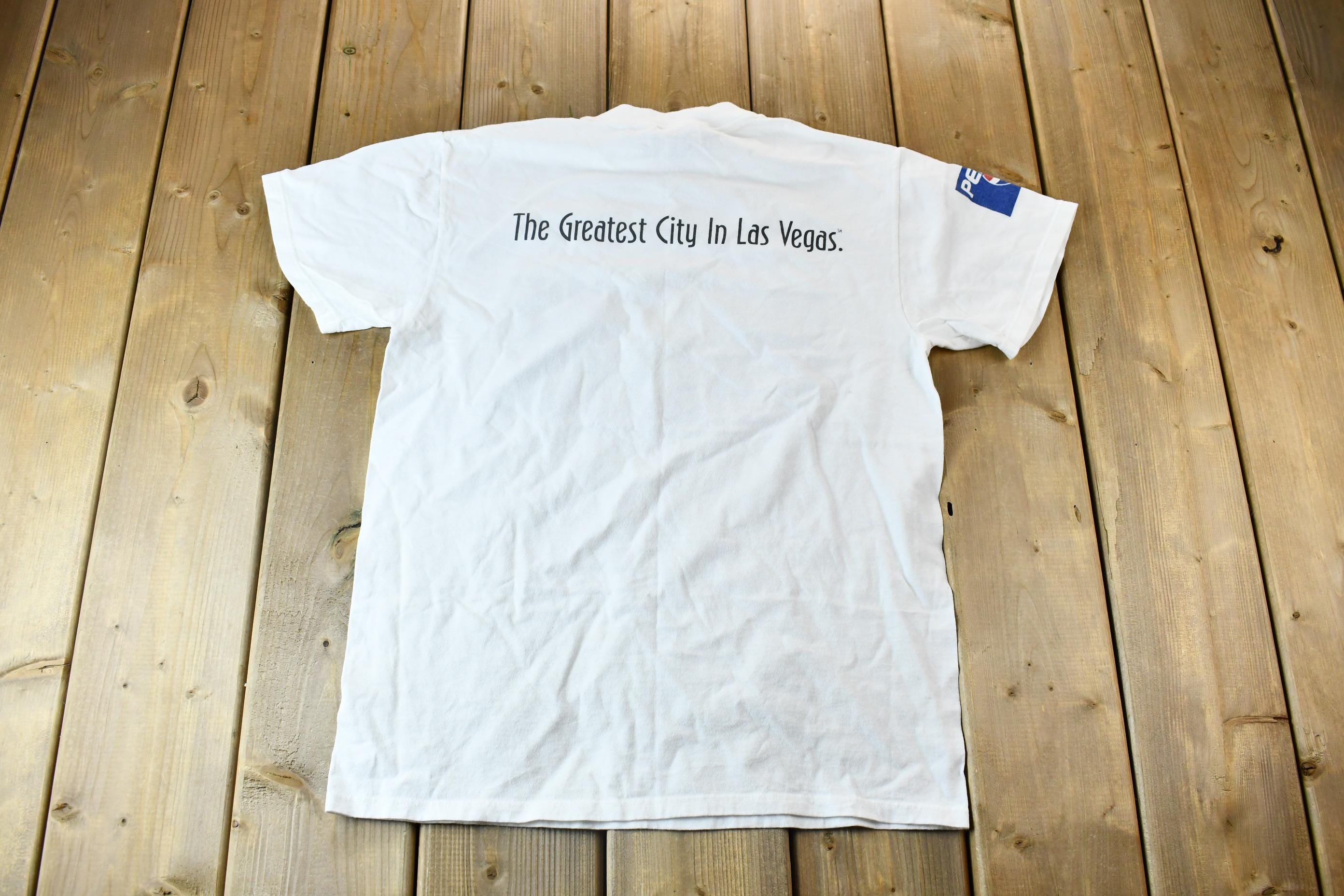 Vintage 1990s New York New York Hotel & Casino Las Vegas Nevada Souvenir Graphic T-Shirt