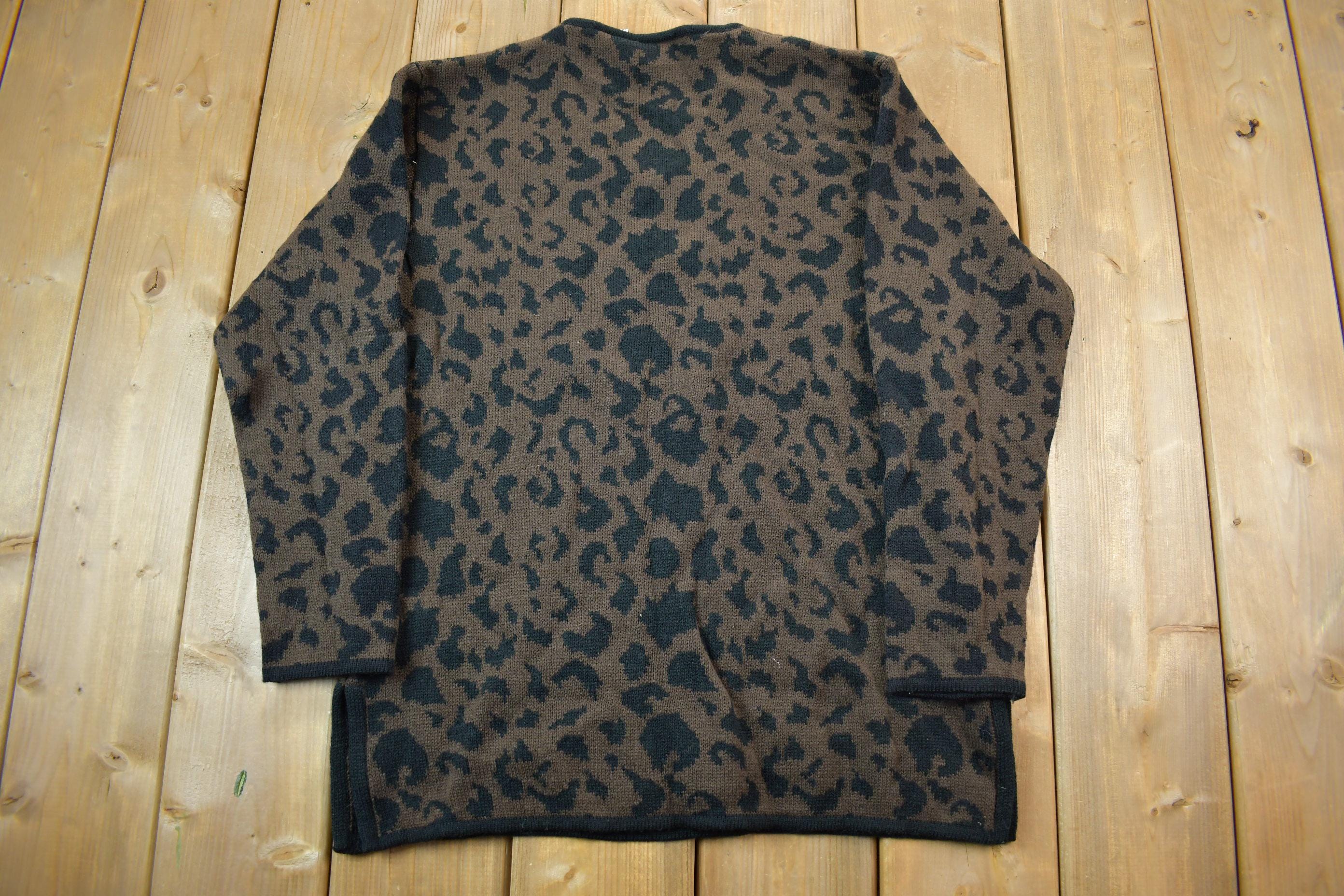 Vintage 1990s Animal pattern V-neck Sweatshirt
