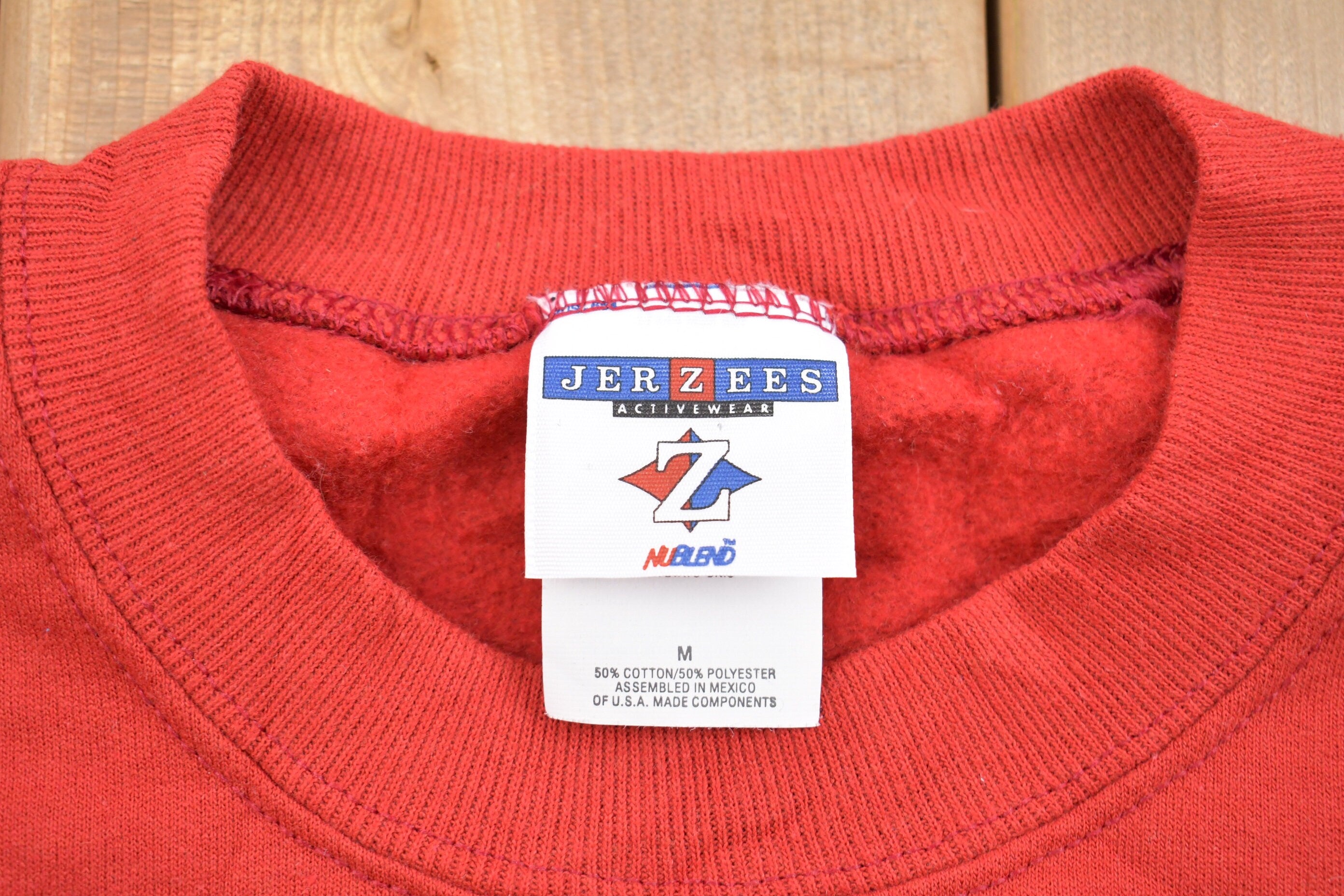 Vintage 1990s Bear Graphic Crewneck Sweatshirt