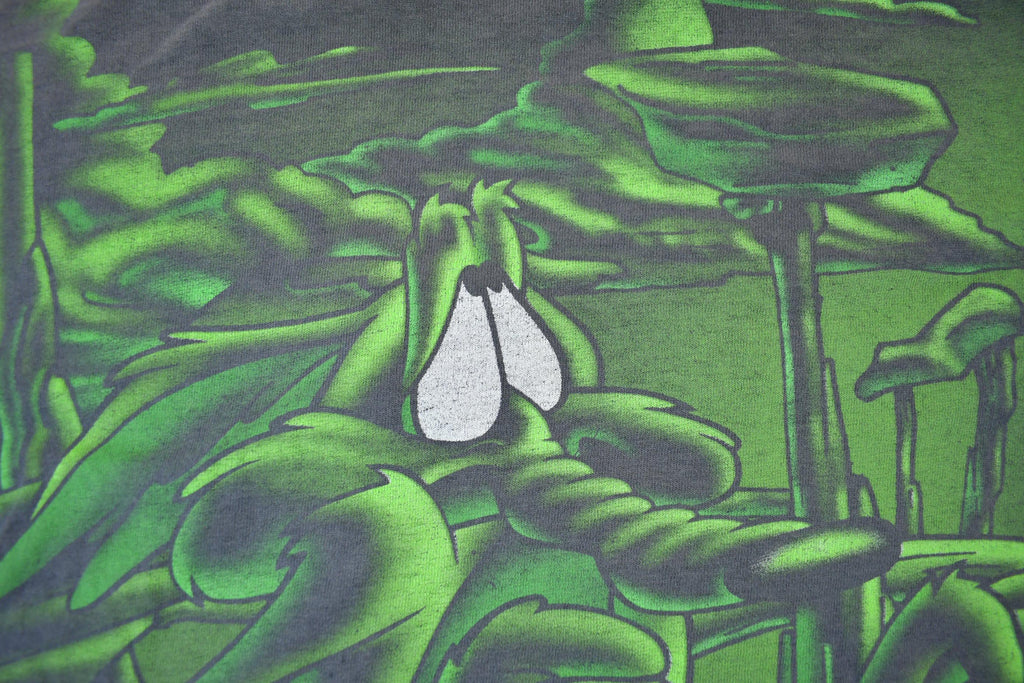 Vintage 90s Looney Tunes T Shirt Wile E Coyote All Over Print Men's 2XL