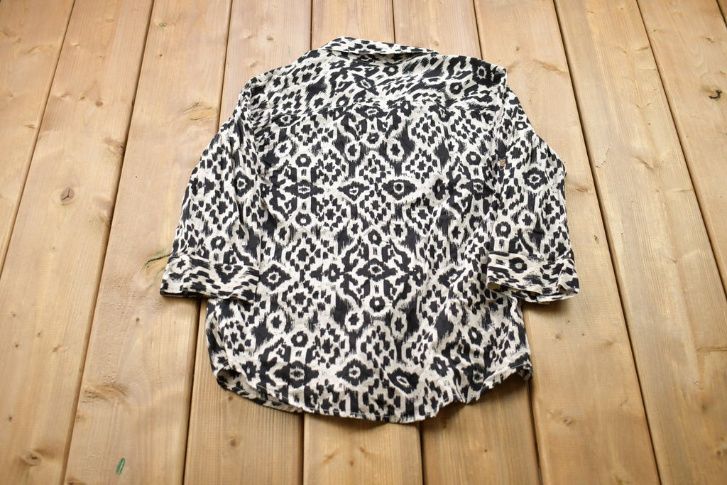 Vintage 1990s Croft & Barrow Aztec All Over Print T-Shirt