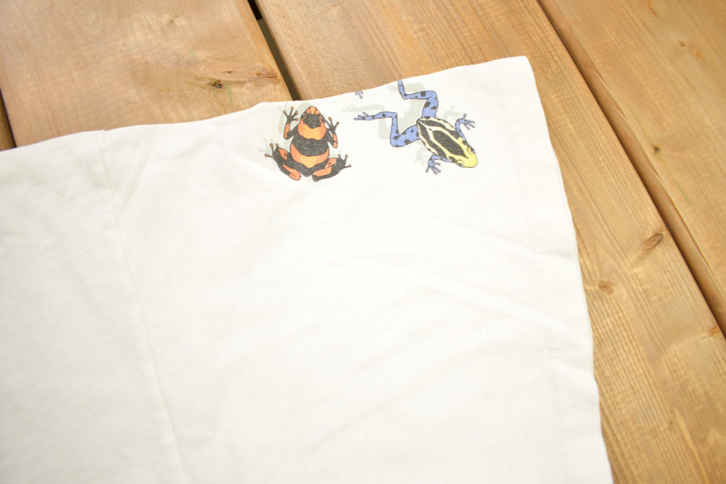 Vintage 1990s Frog Theme All Over Print Graphic T-Shirt